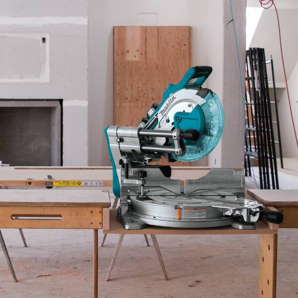 18V X2 (36V) LXT Brushless 10 in. Dual-Bevel Sliding Compound Miter Saw Kit (5.0Ah) with bonus Folding Miter Saw Stand