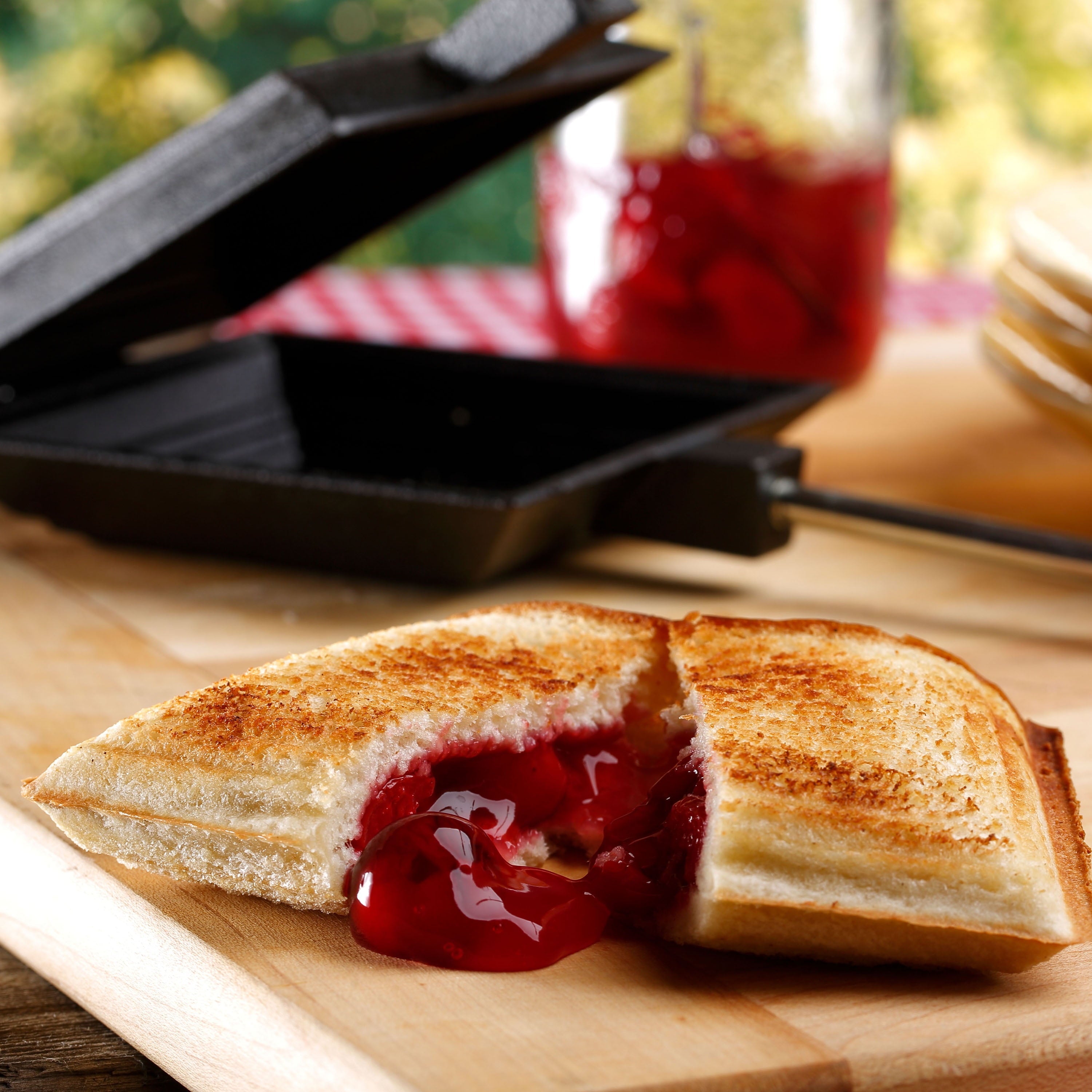 Coghlans Cast Iron Camp Cooker