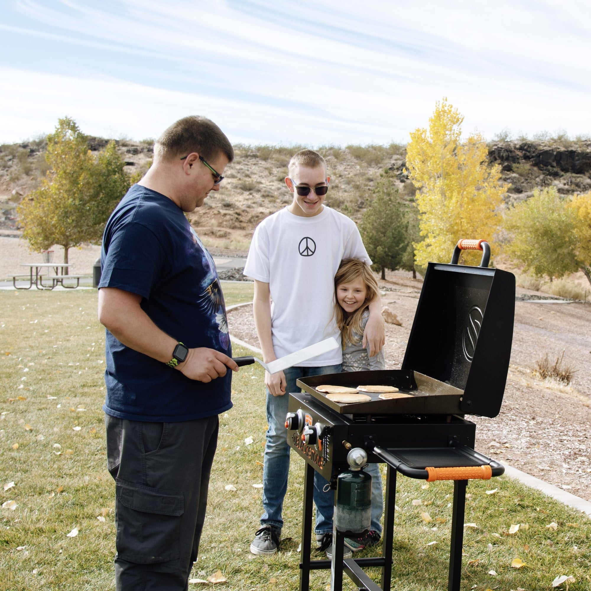 On The Go 2-Burner 22