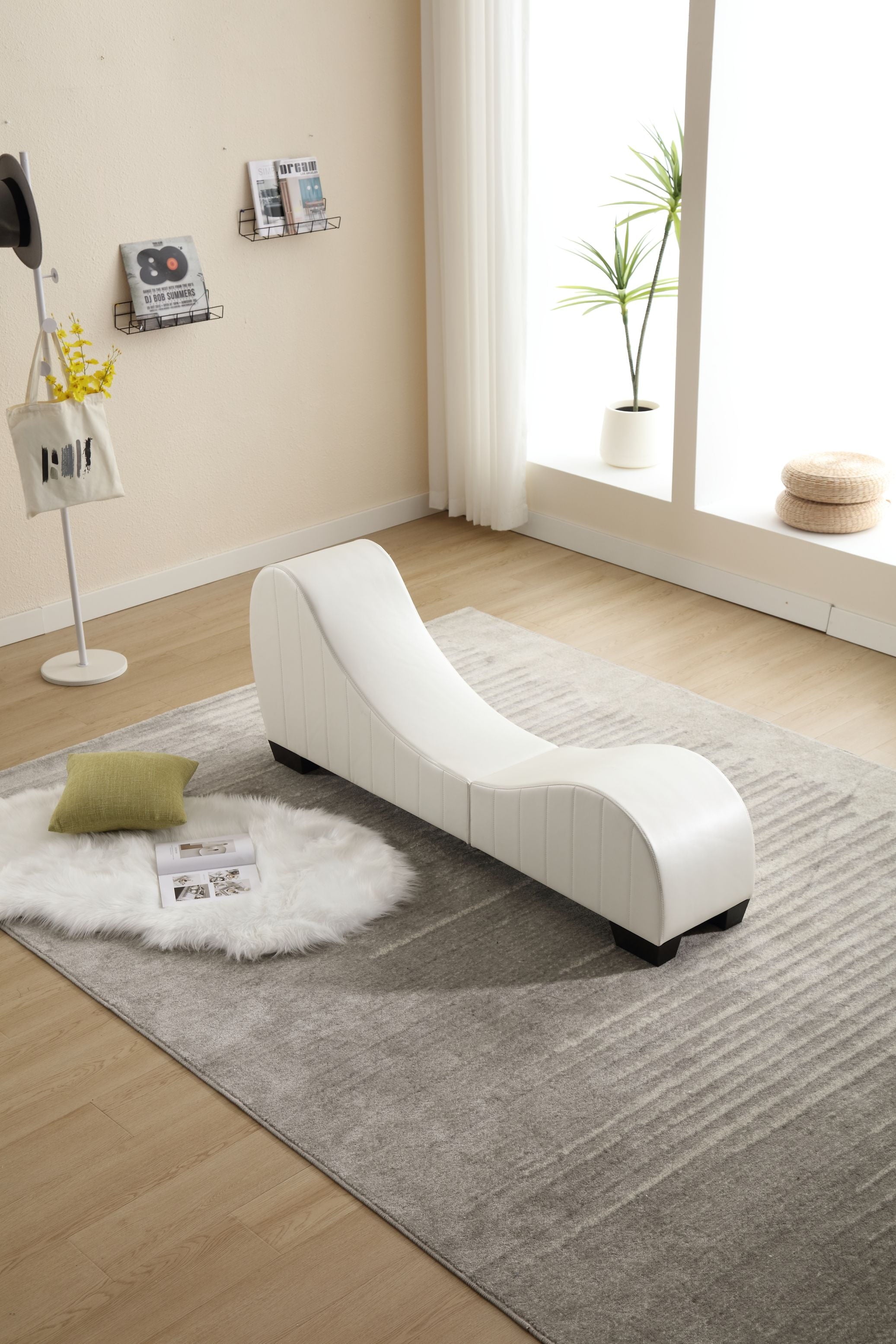 PWOPWOE Yoga Chaise Lounge for Stretching & Relaxation Modern Faux Leather Curved Sofa, Modern Faux Leather Curved Sofa, Living Room Bedroom Accent, White