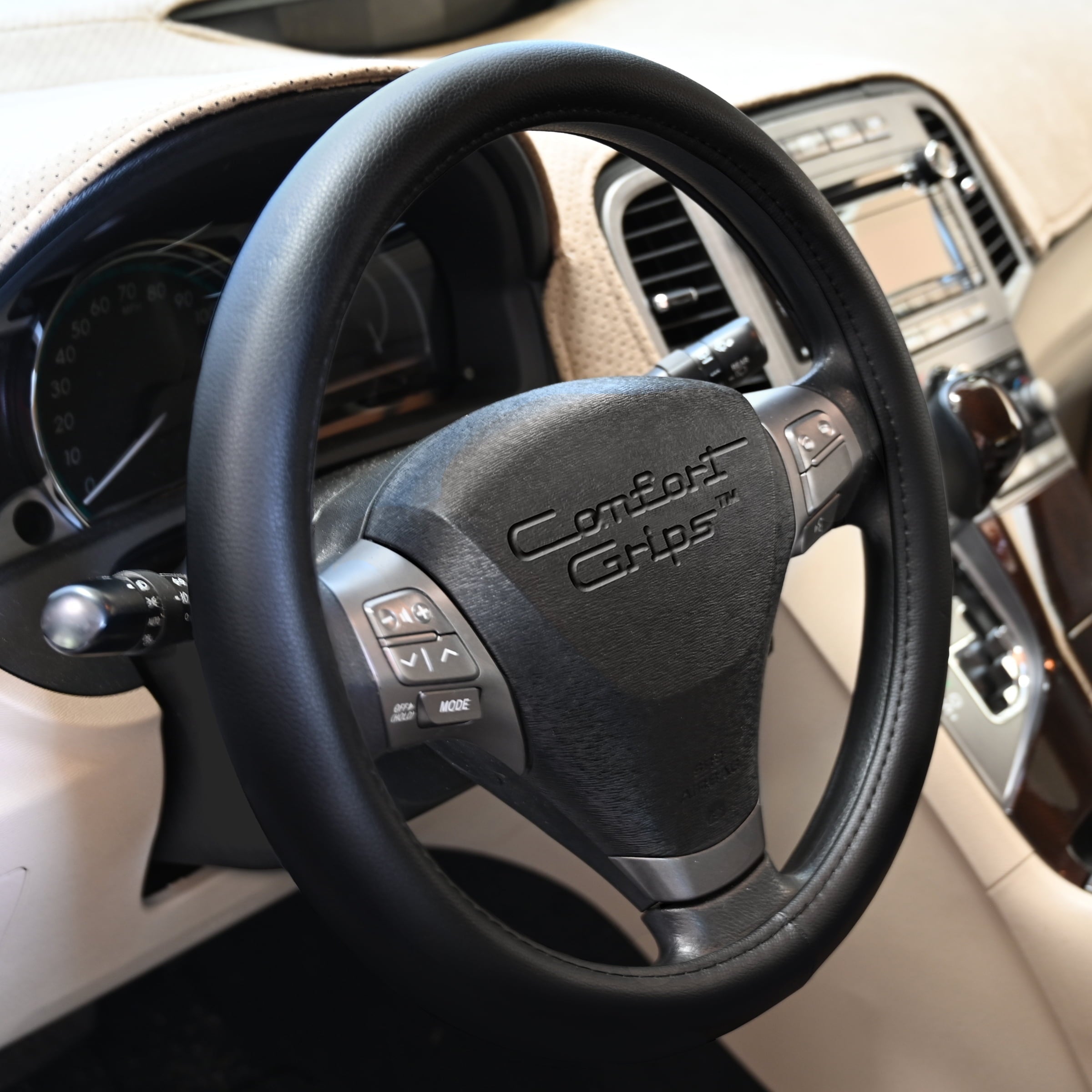 Comfort Grips Steering Wheel Cover - Performa Grip Medium (14.5 - 15.4) Black