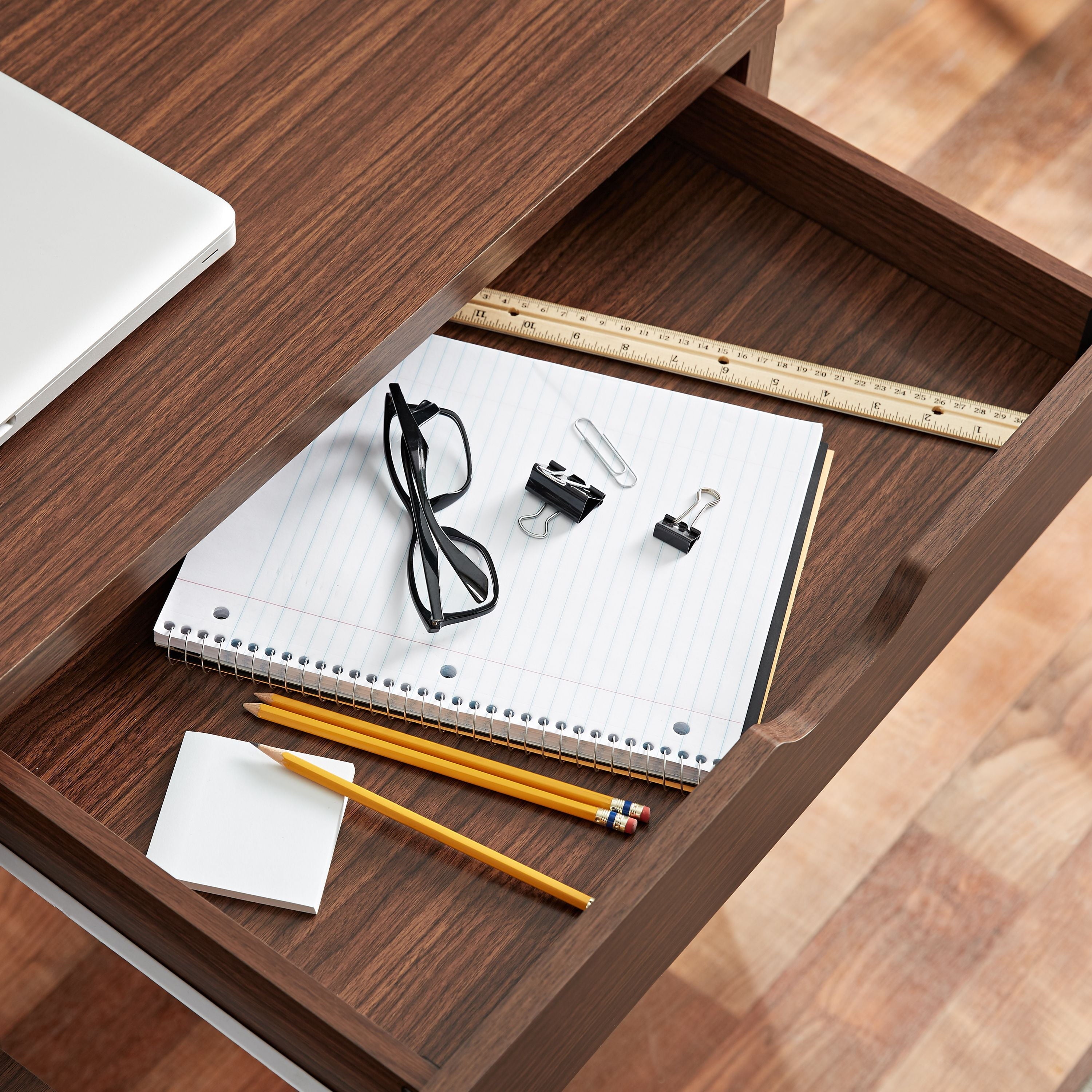 Mainstays Perkins Desk with Metal Frame, Cocoa (File Cabinet Sold Separately)