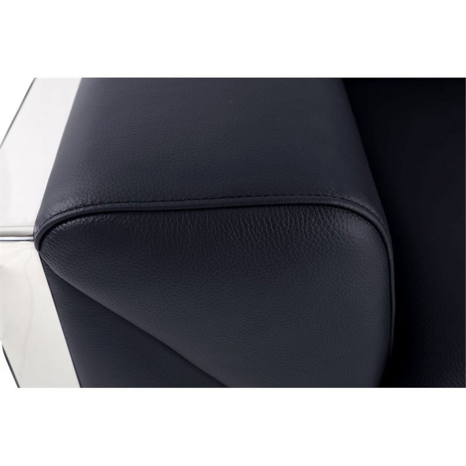 Titan Furnishings 18.5