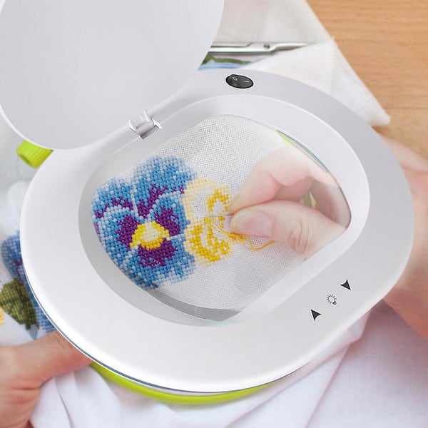 LightView Pro 33 in. White XL Magnifying LED Desk Lamp with 2.25x Magnifier Lighted Lens and Adjustable Clamp