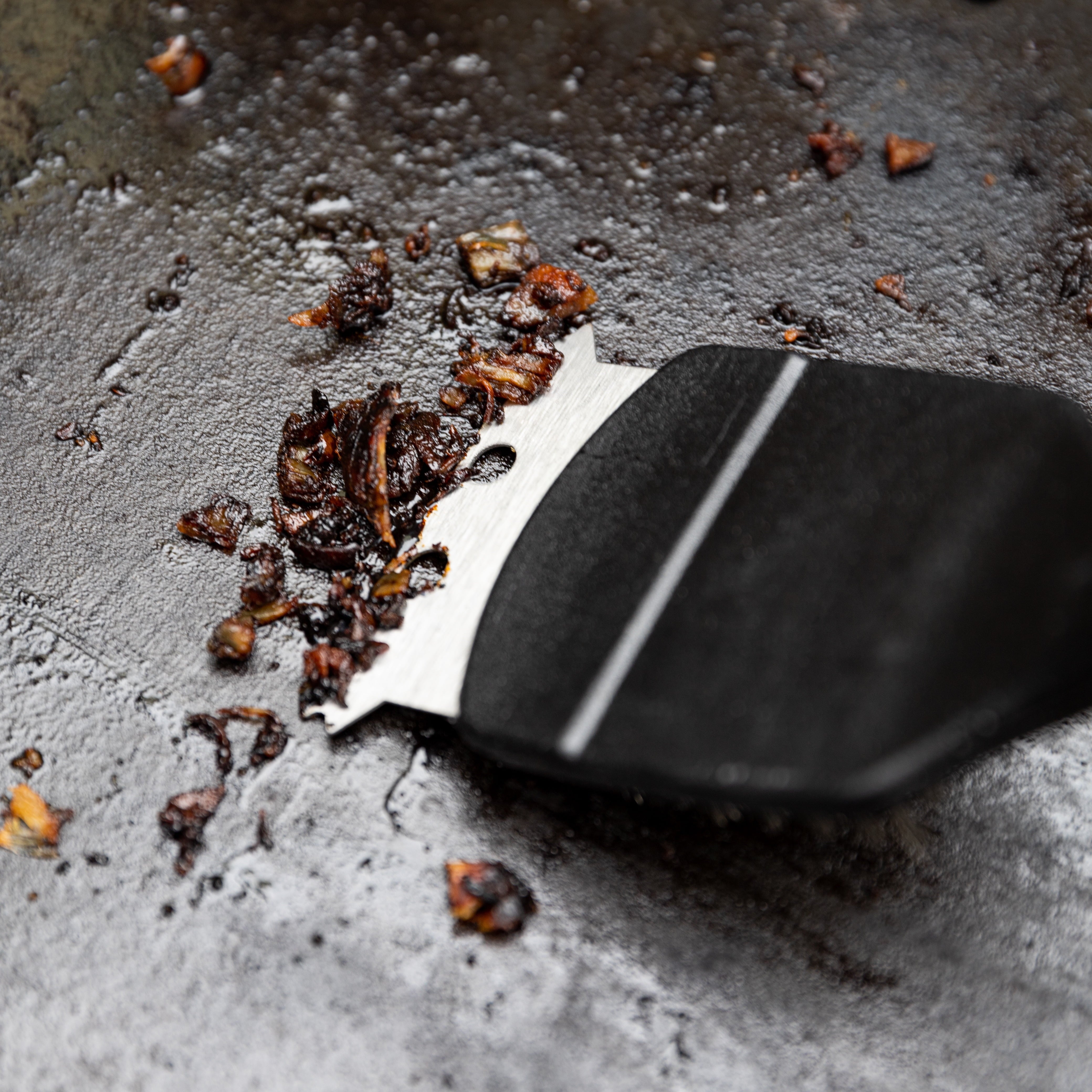 Expert Grill Long Handle Steel Fiber Scrub Brush and Scraper, 16