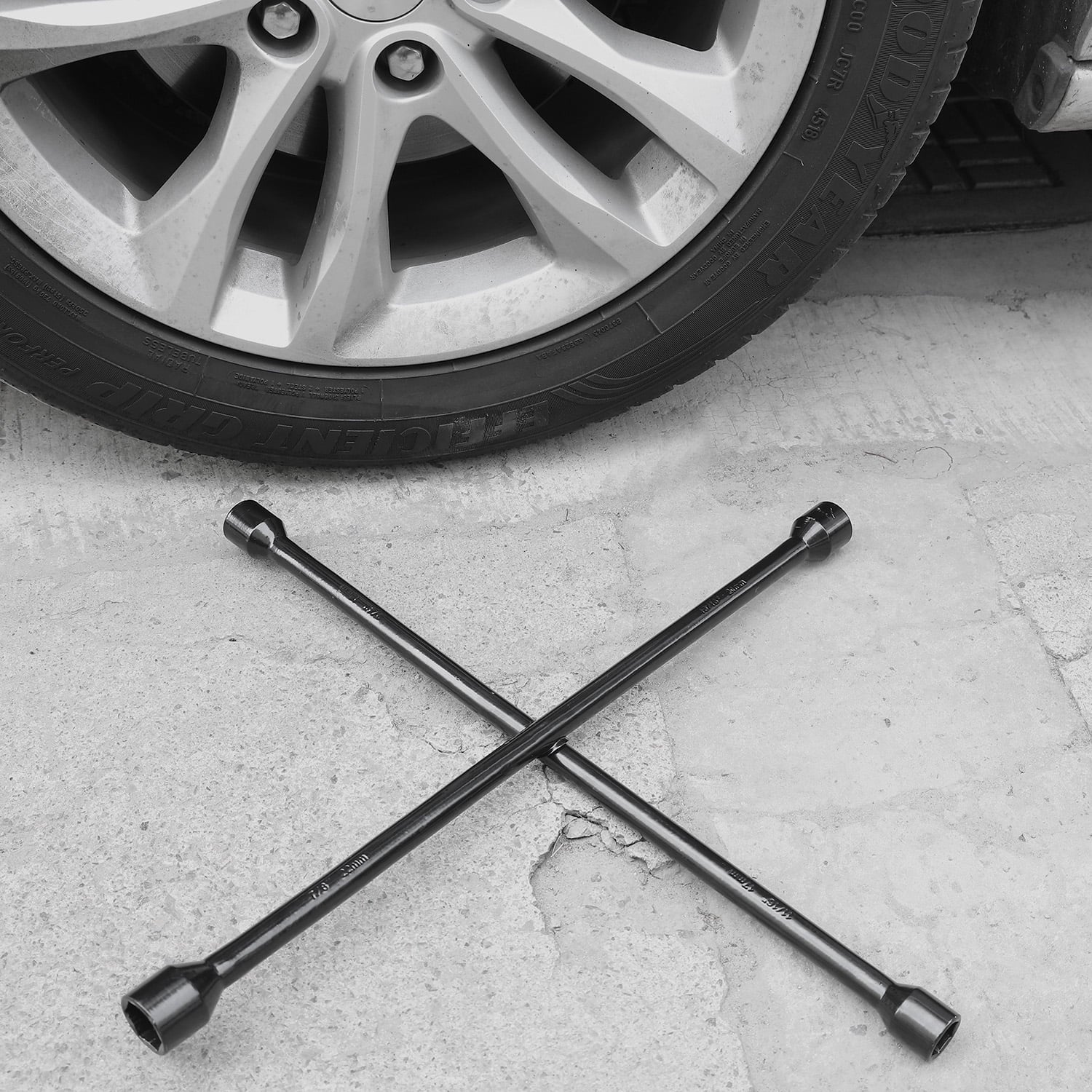 Hyper Tough Automotive 20-inch Lug Wrench, Carbon Steel, Model 6223