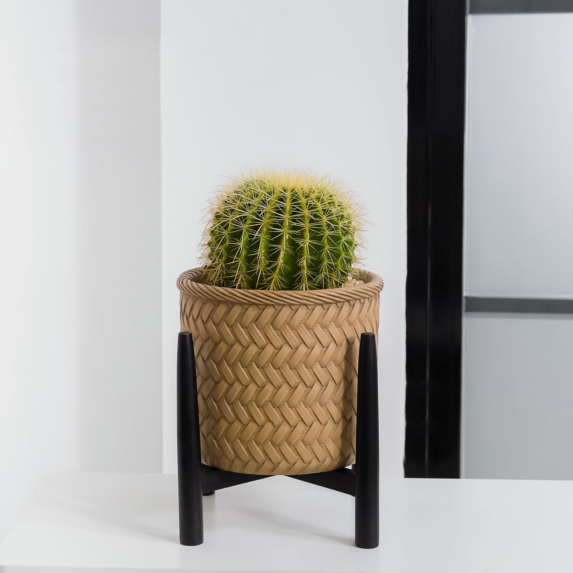Better Homes and  Gardens Prater  Basket Planter with  Stand
