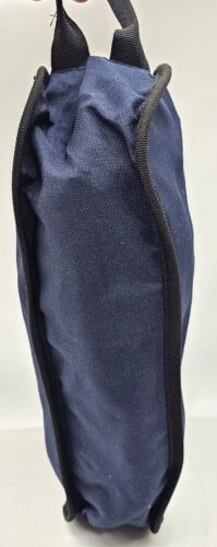 Wren Compact Camp Chair in Navy