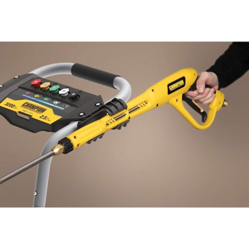 Champion Power 3200 psi 2.5 GPM Cold Water Gas Pressure Washer with Honda Engine