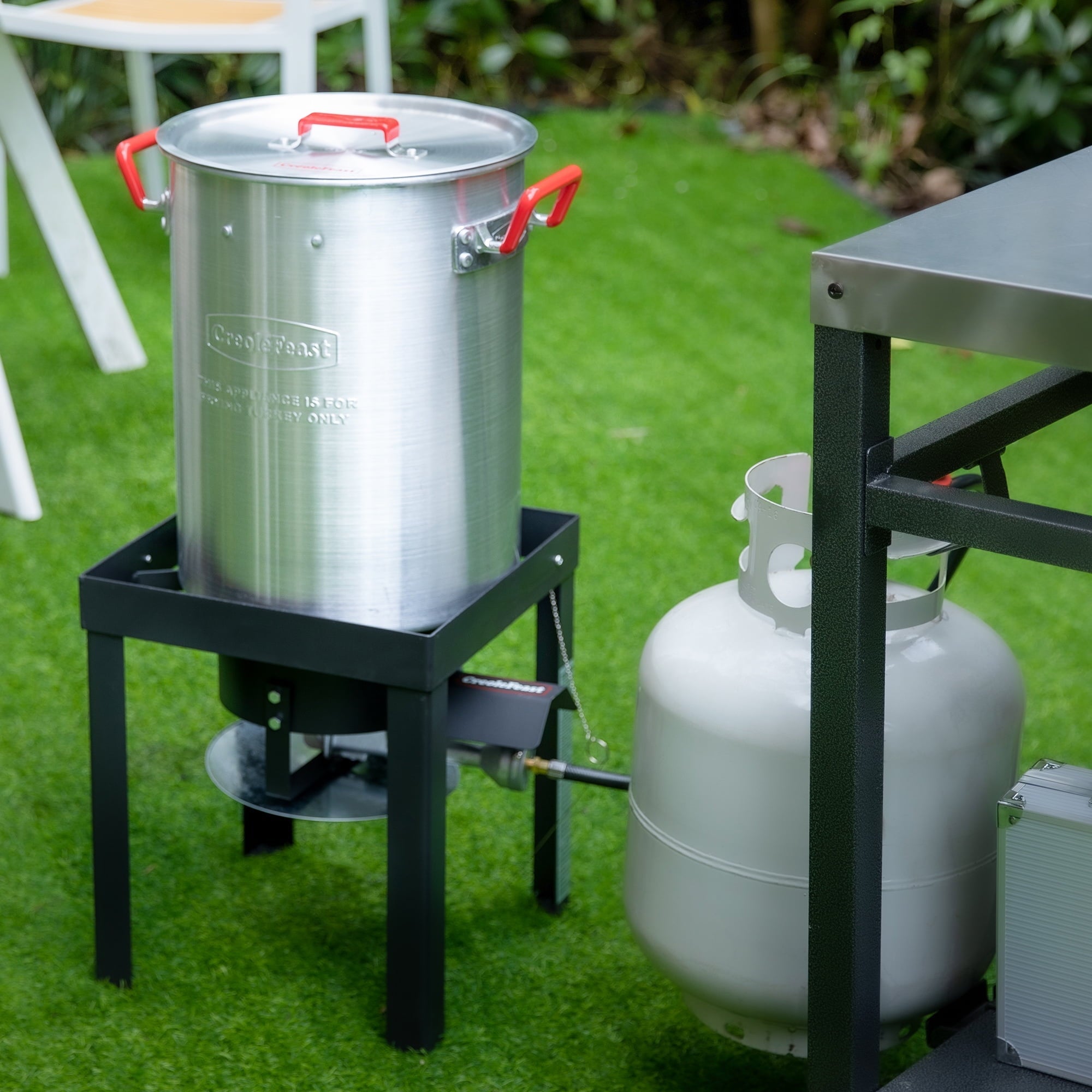 Creole Feast, TFS3000L, Premium Aluminum 30 Qt. Turkey Fryer Set, 50,000 BTU Burner