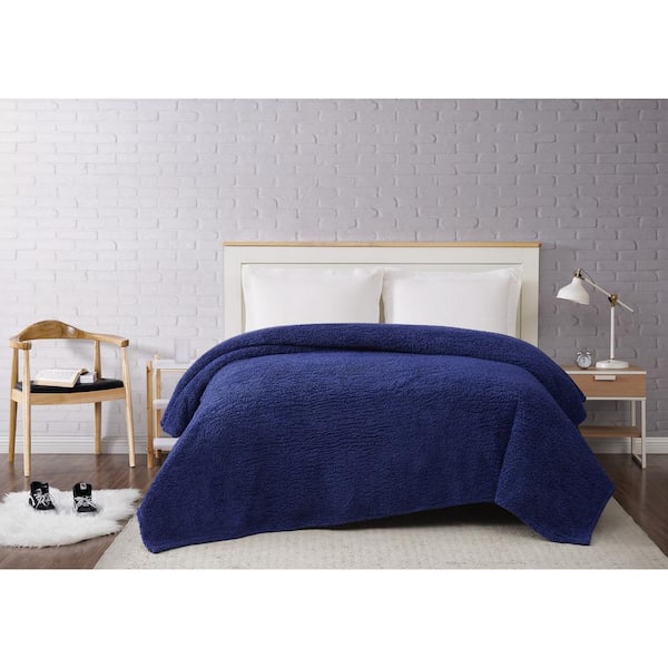 Marshmallow Sherpa Navy Polyester Full/Queen Blanket