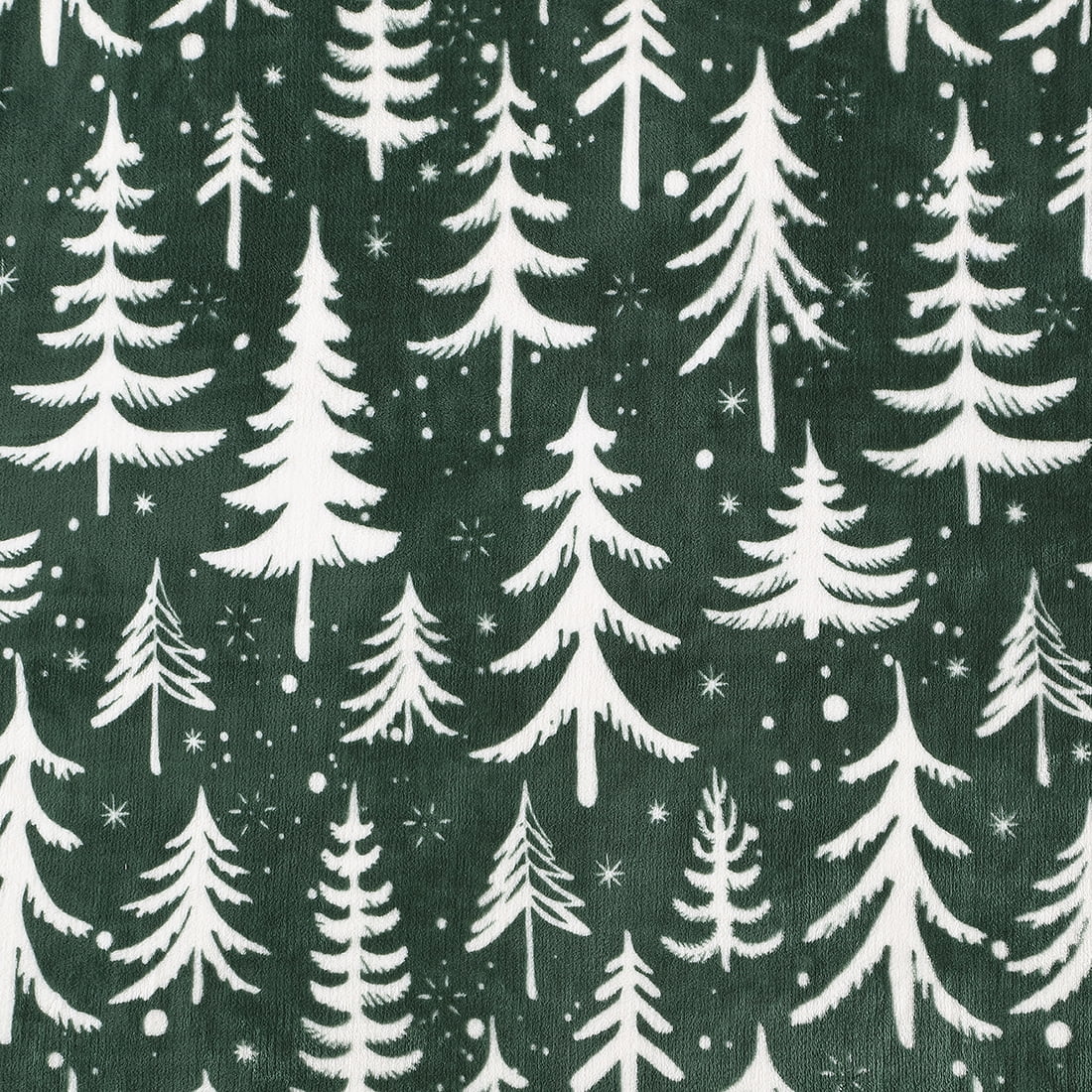 MagnifiScent 50X60 Christmas Tree Scented Throw
