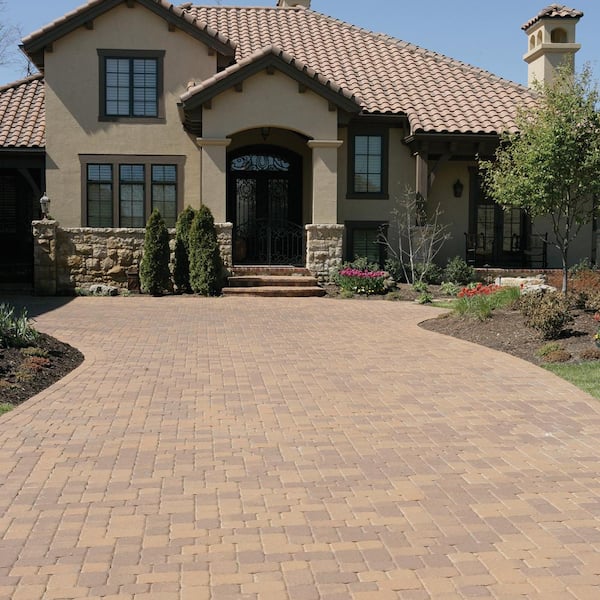 Plaza Rec 8.25 in. L x 5.51 in. W x 2.36 in. H Sandstone Concrete Paver (300-Pieces/96 sq. ft./Pallet)