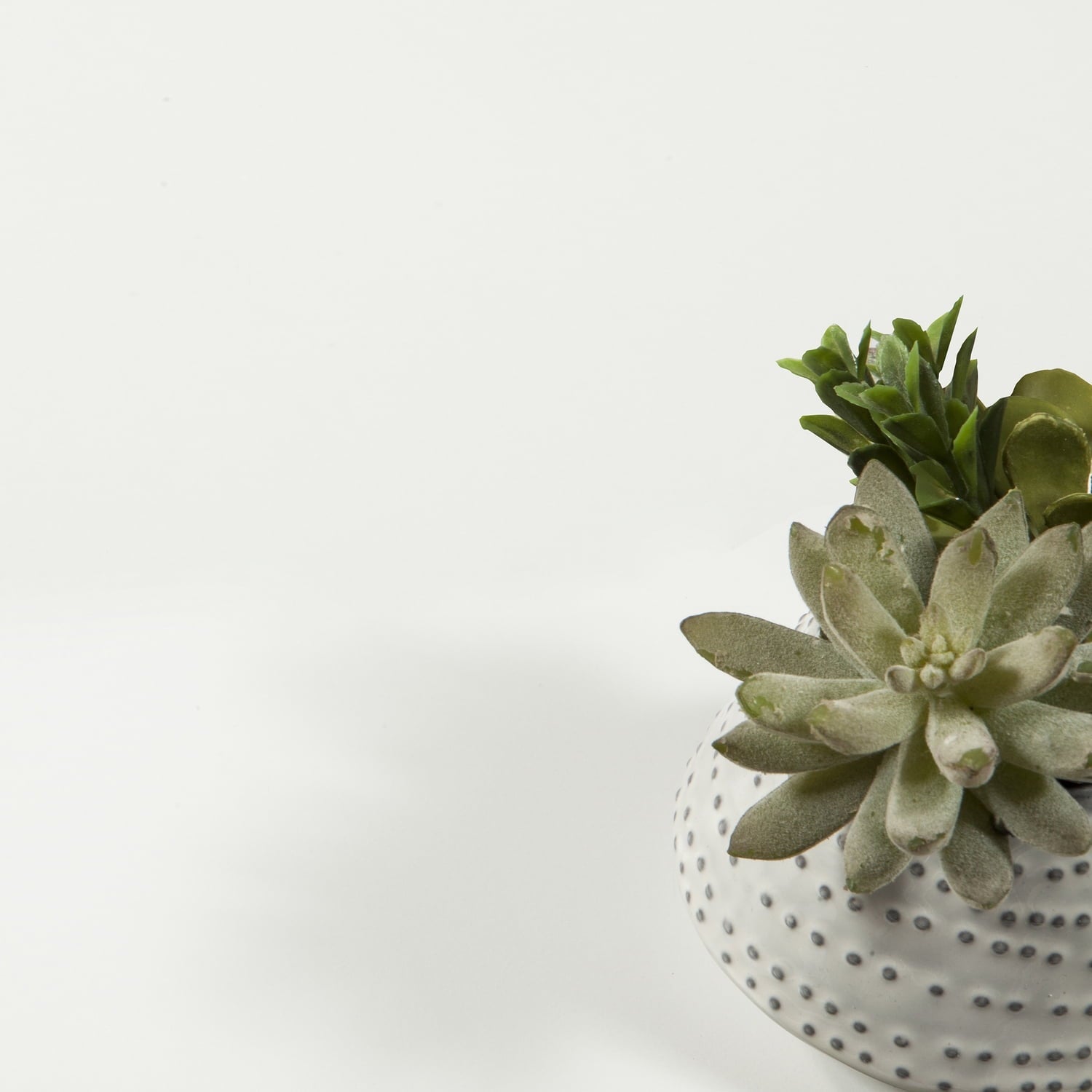 Madrid Coffee Table with an open fixed shelf, White