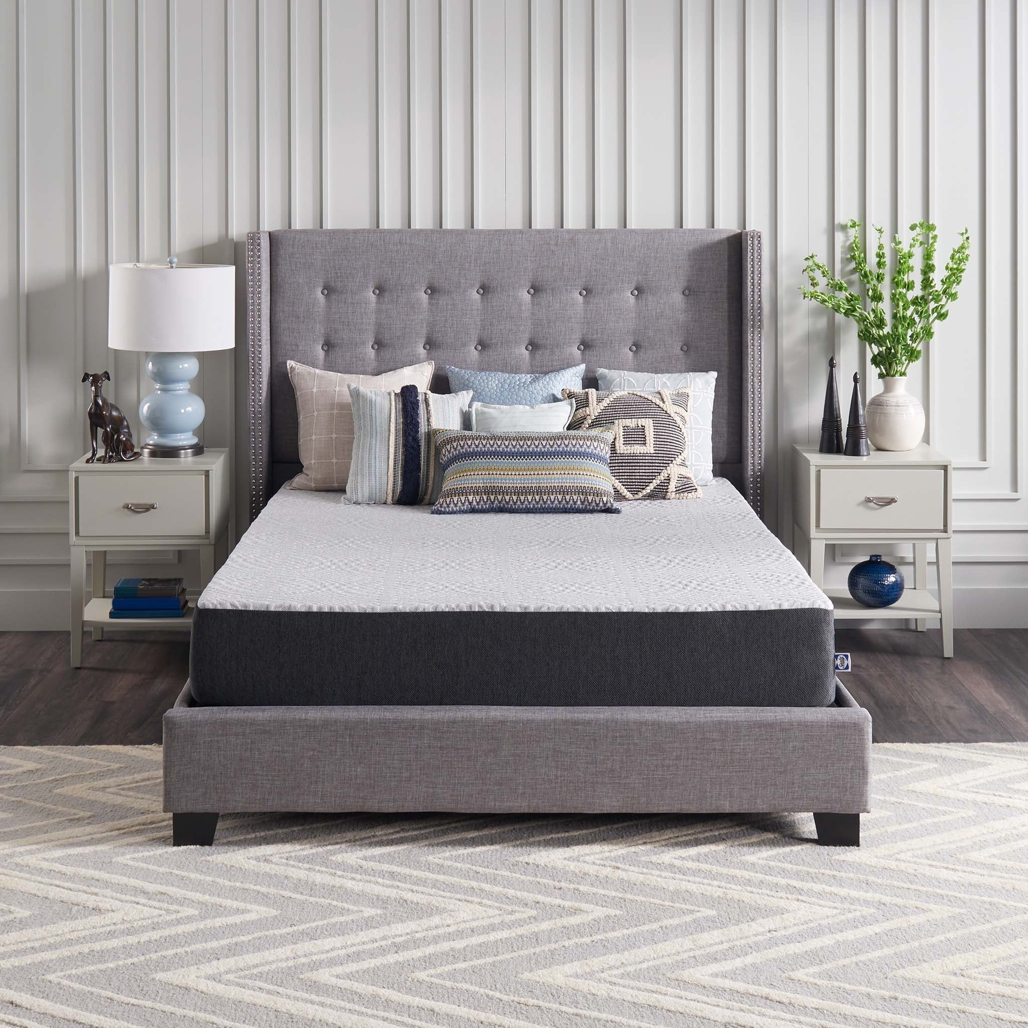 Essentials 10¡± Hybrid Mattress-in-a-Box, Queen