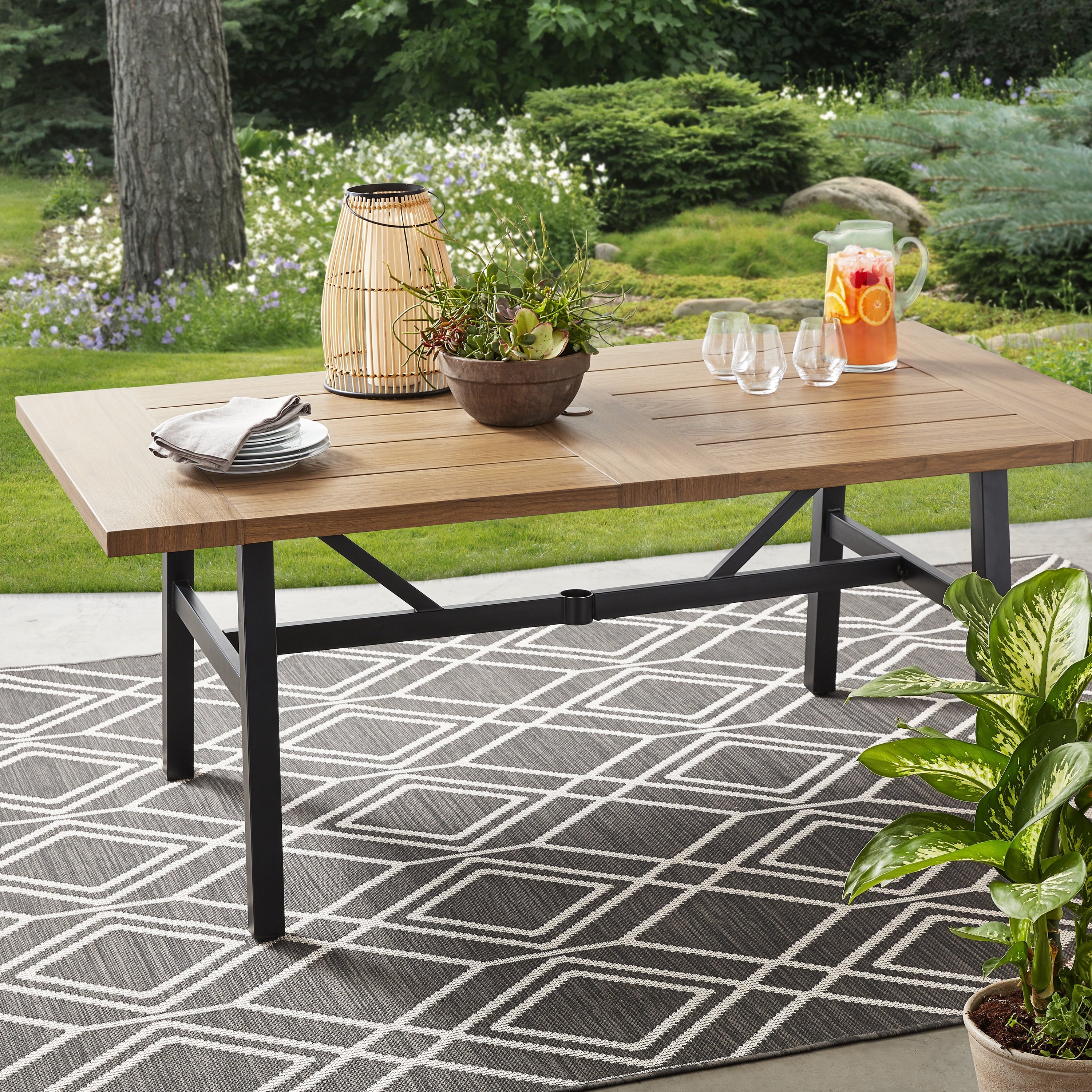 Better Homes & Gardens Kennedy Pointe Rectangular Outdoor Dining Table, 70