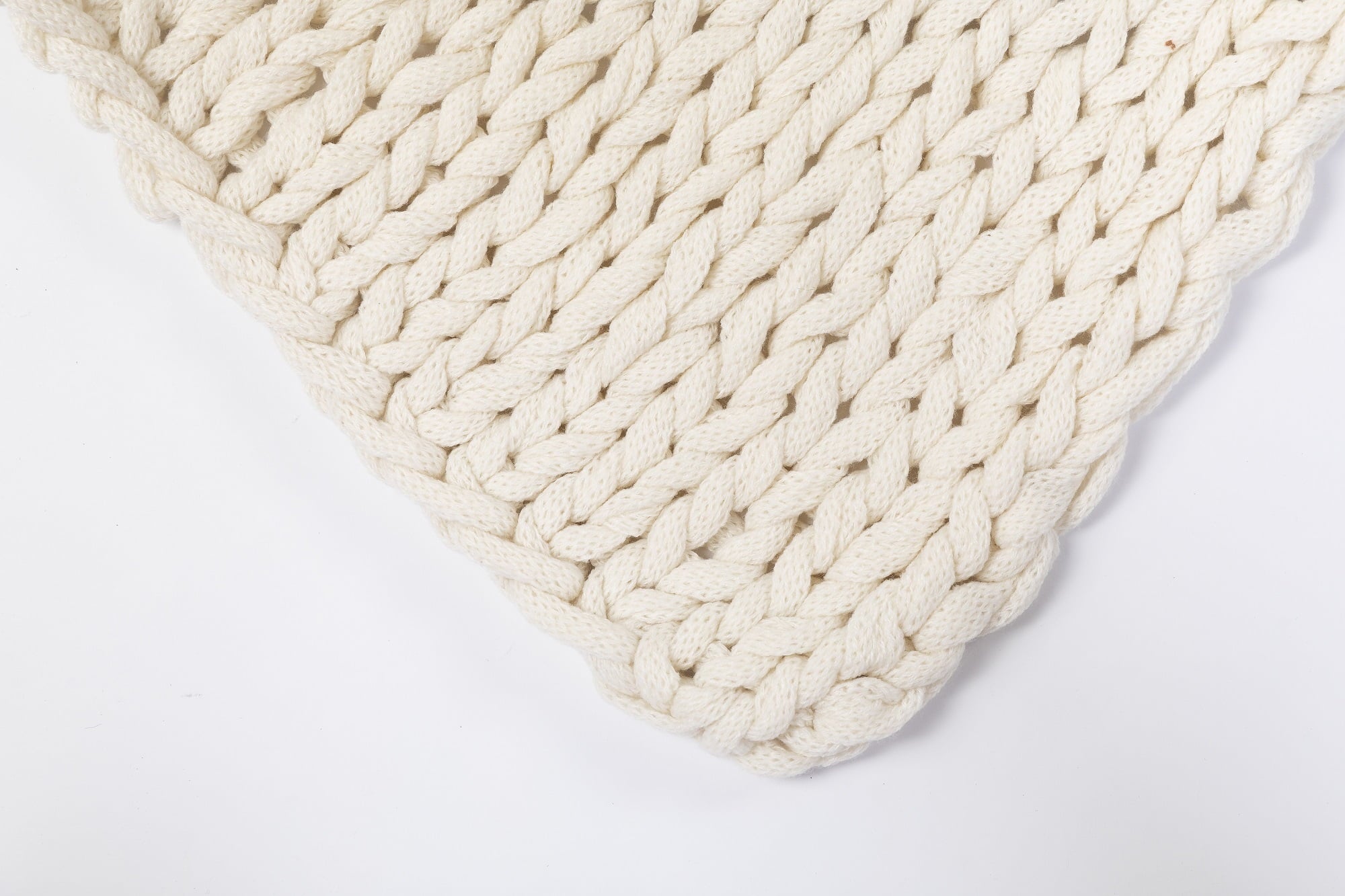 Silver One Super Chunky Knitted Throw Blanket, White, 50