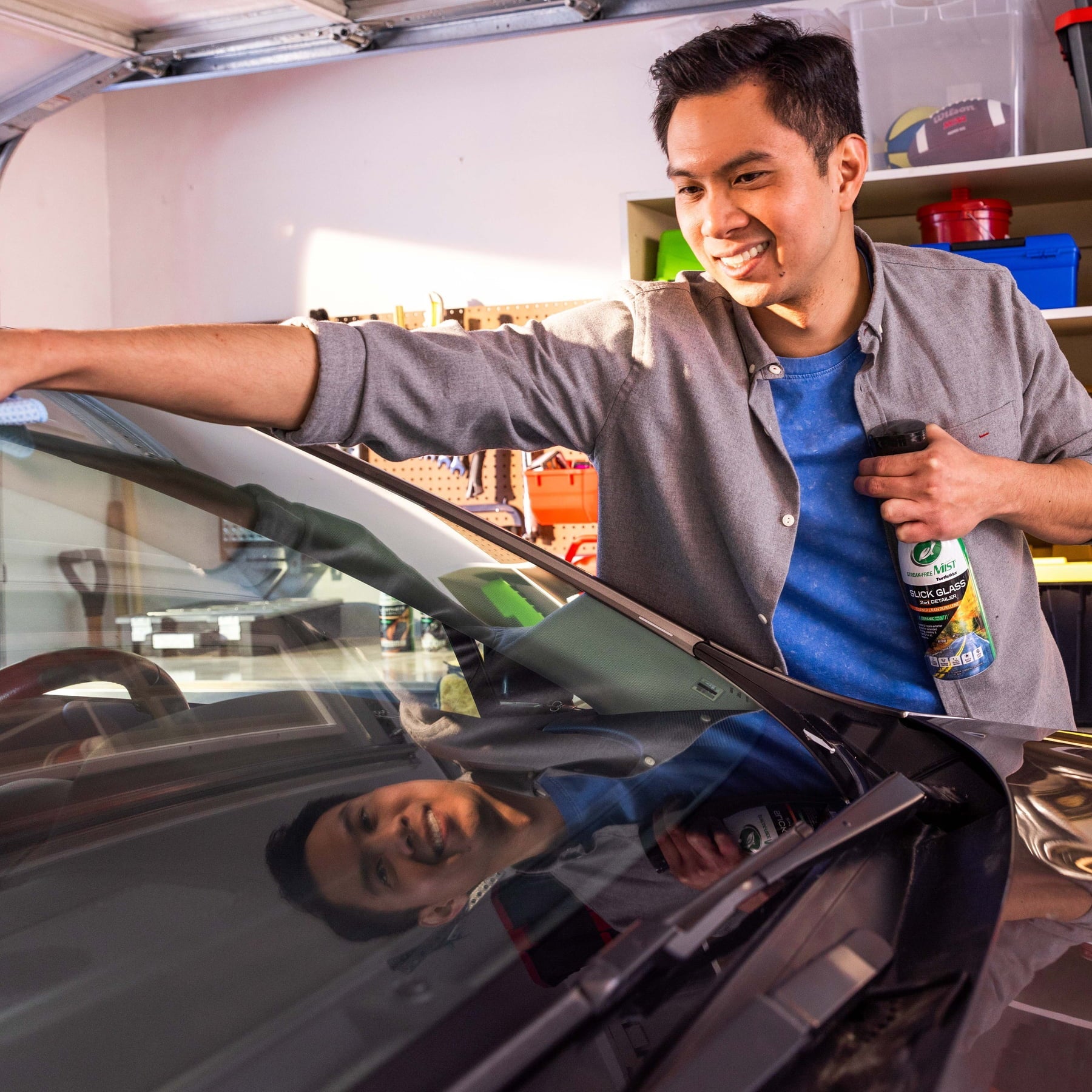 Turtle Wax 53844 Slick Glass 2 in 1 Detailer Streak Free Mist, 20 oz