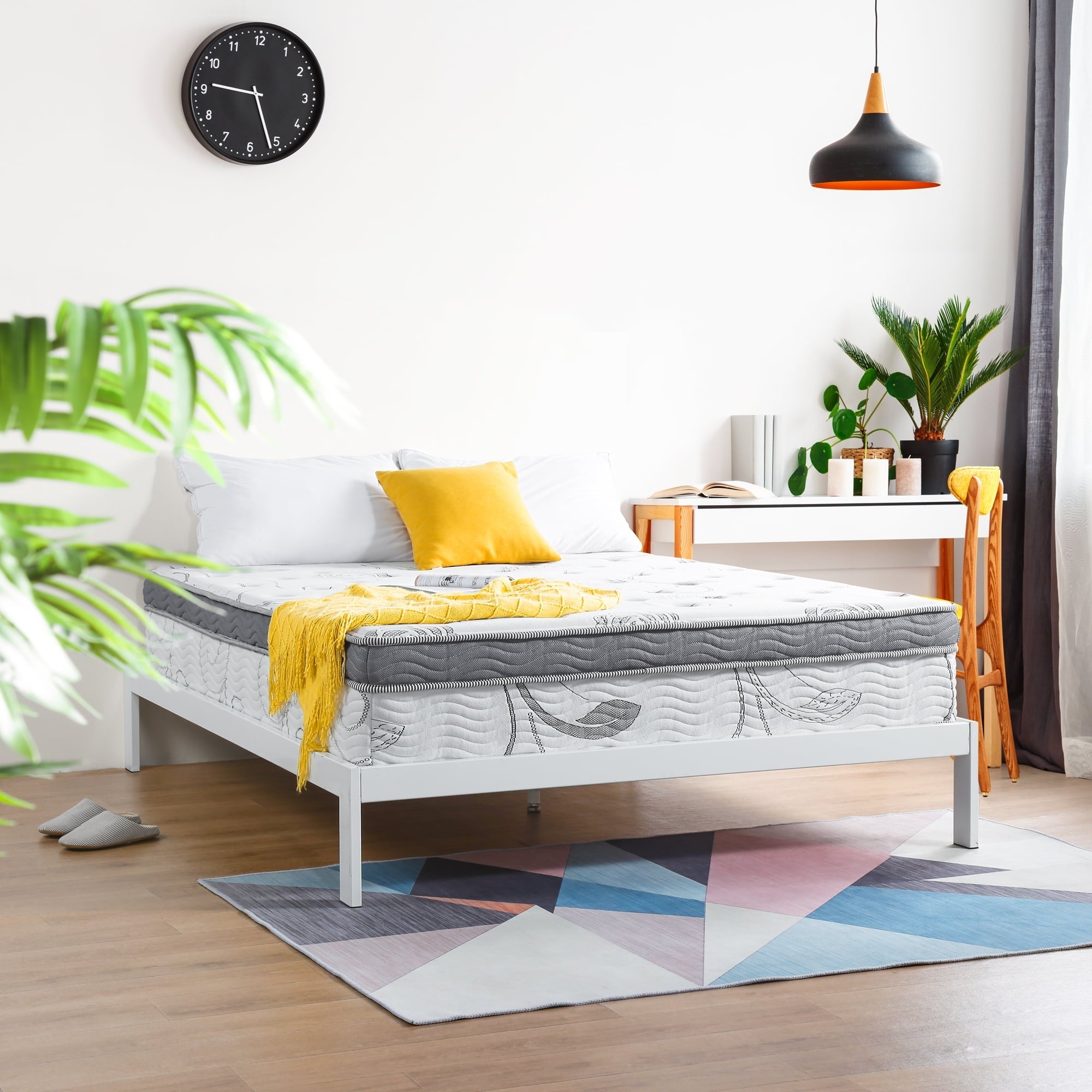 13 Inch Ultra Support Gel Hybrid Memory Foam Mattress, Queen