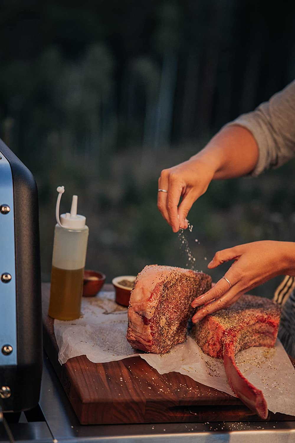 Weber-Stephen Products 102604 E-325S Liquid Propane Gas Grill with Sear Burner, Copper