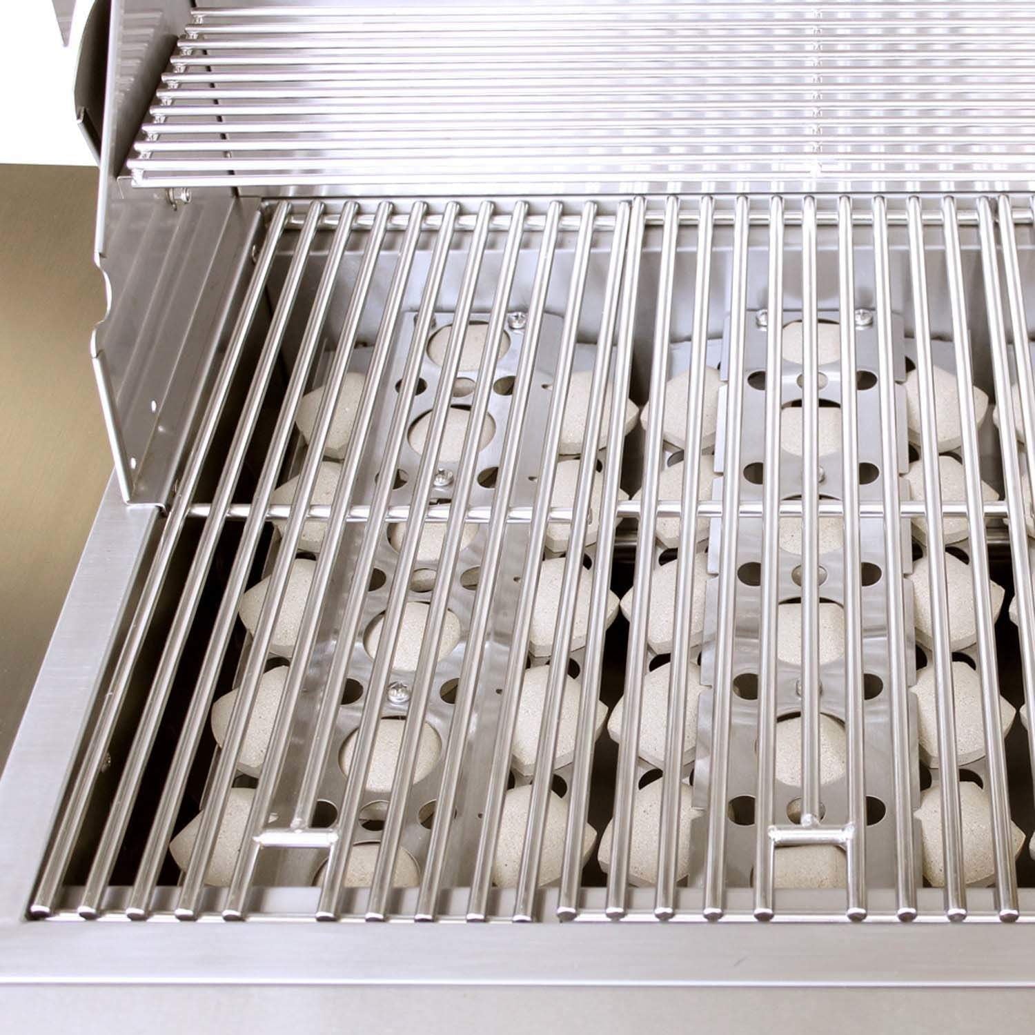 Summerset Sizzler Pro Series Built-In Gas Grill, 32-Inch, Natural Gas