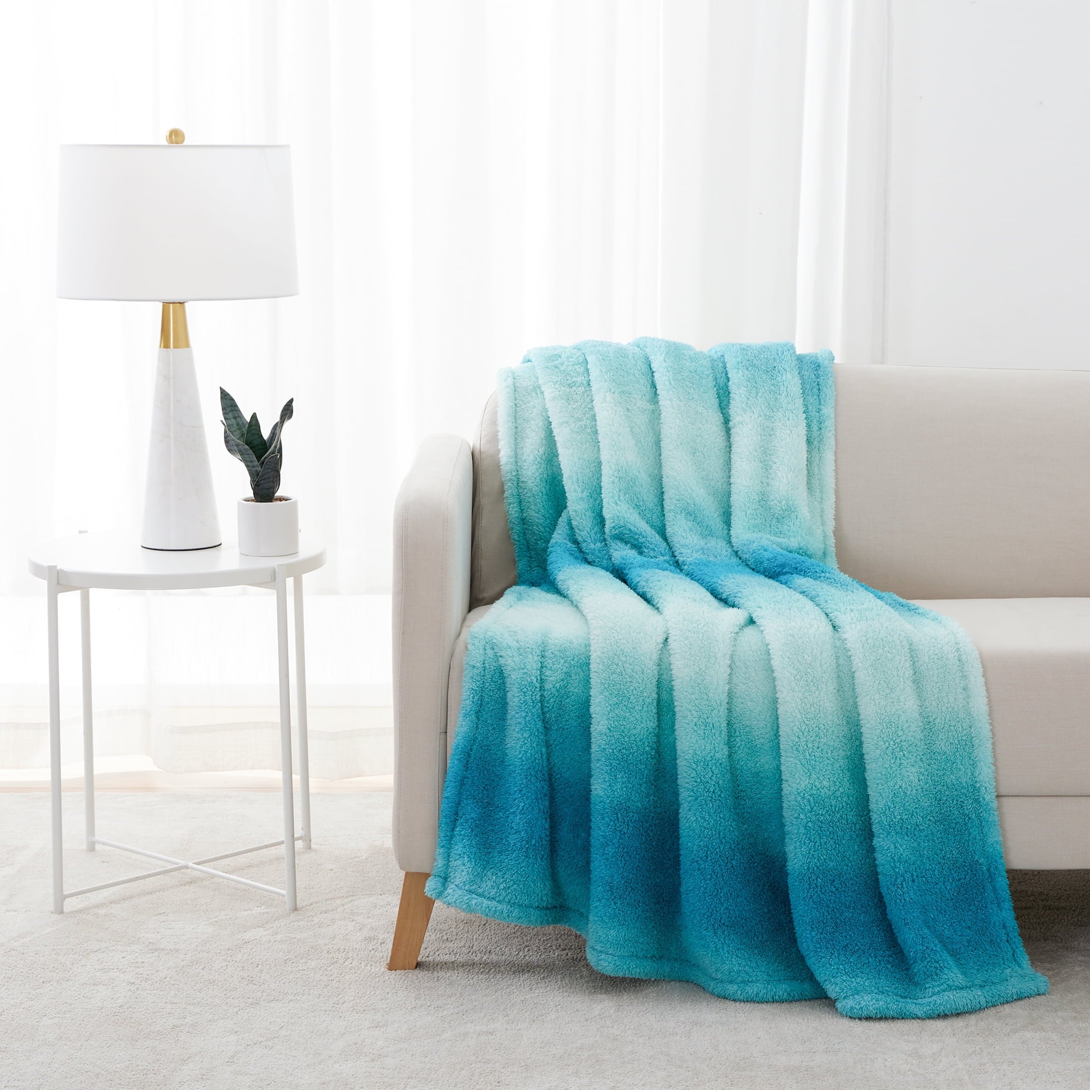 Mainstays Cozy Plush Teal Ombre Throw Blanket, Standard Throw