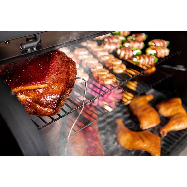 Rider 900 DLX Pellet Grill and Smoker in Black with 906 sq. in. Cooking Space