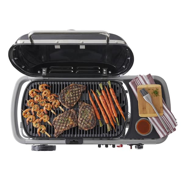 Traveler Portable Propane Gas Grill in Black