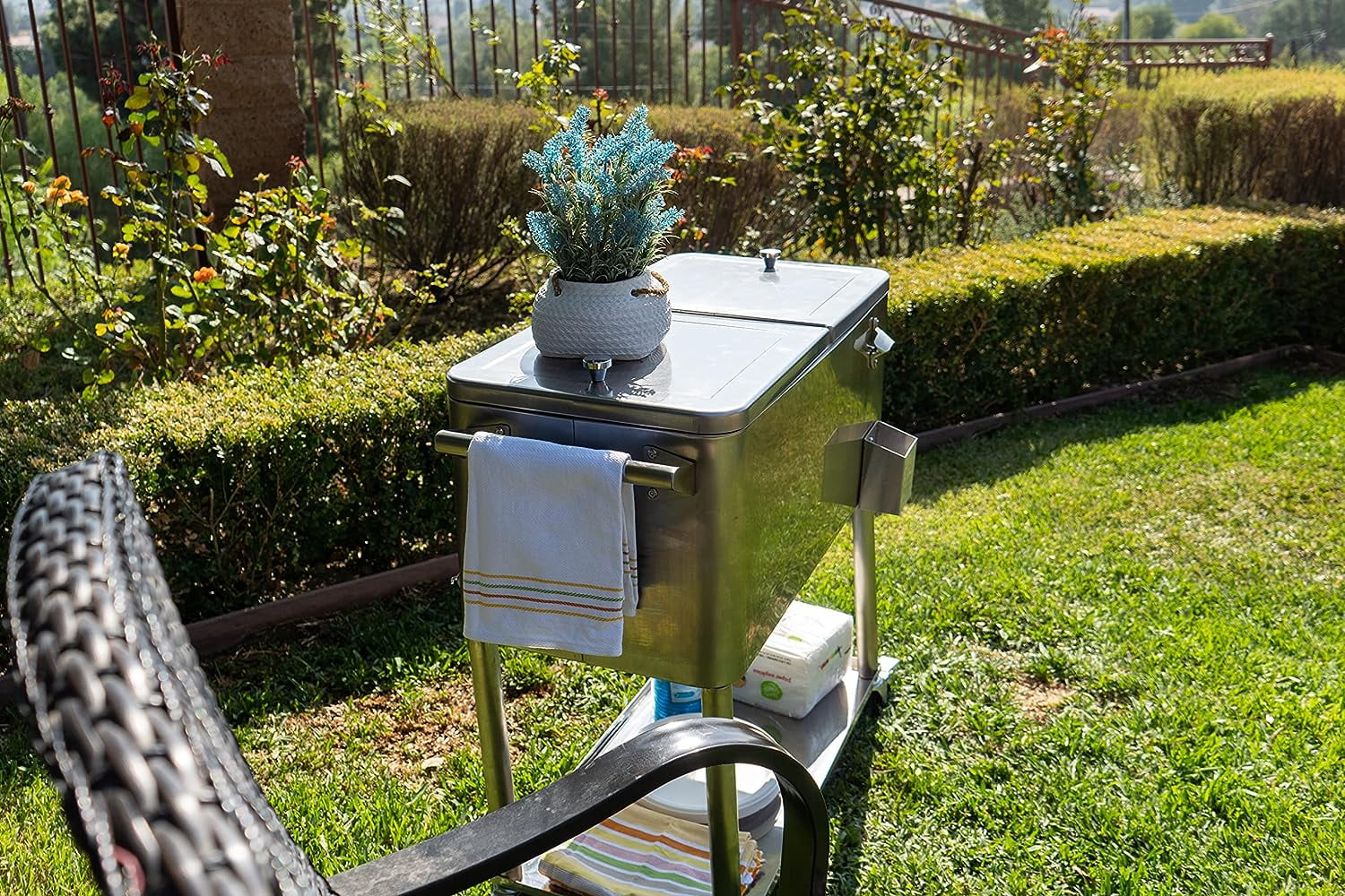 Permasteel PS-206-SS 80 Quart Rolling Patio Cooler with Bottom Tray, Stainless Steel