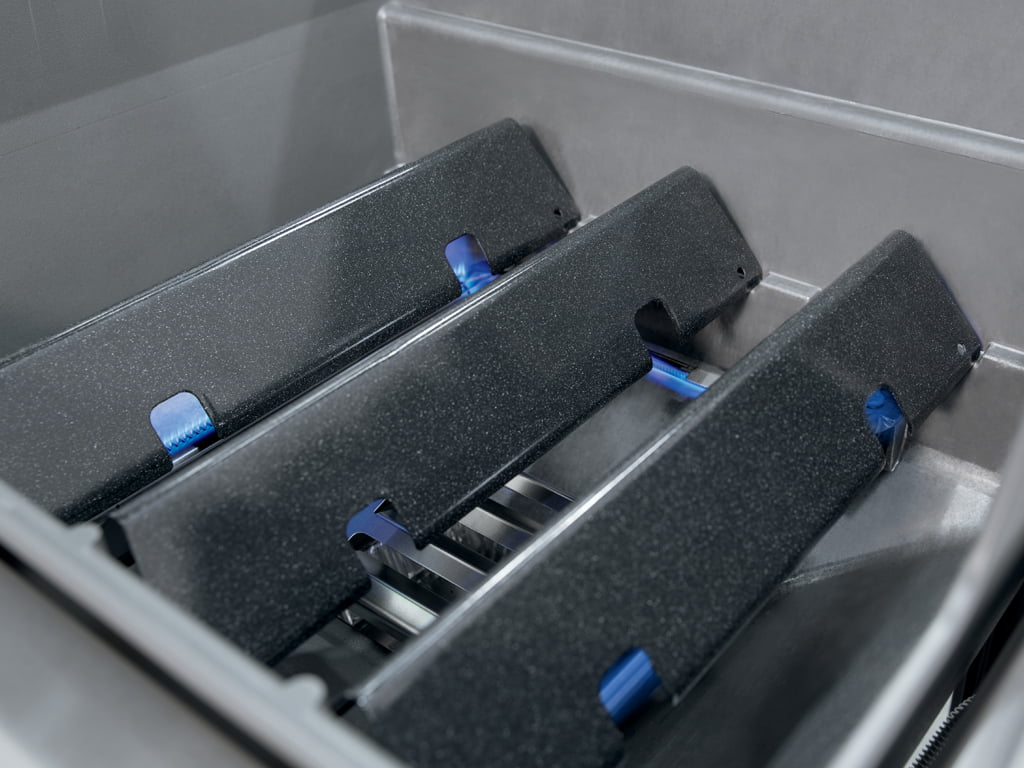 Spirit II E-210 Propane Gas Grill, Black