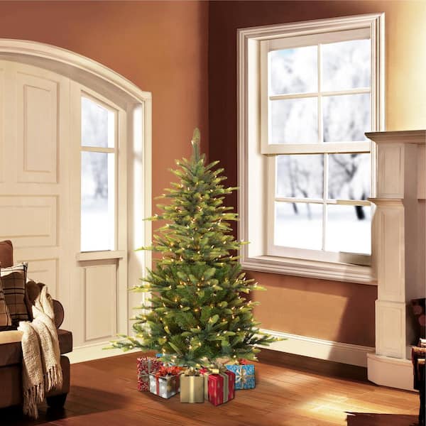 4.5 ft. Pre-Lit Incandescent Aspen Green Fir Artificial Christmas Tree with 250 UL Clear Lights