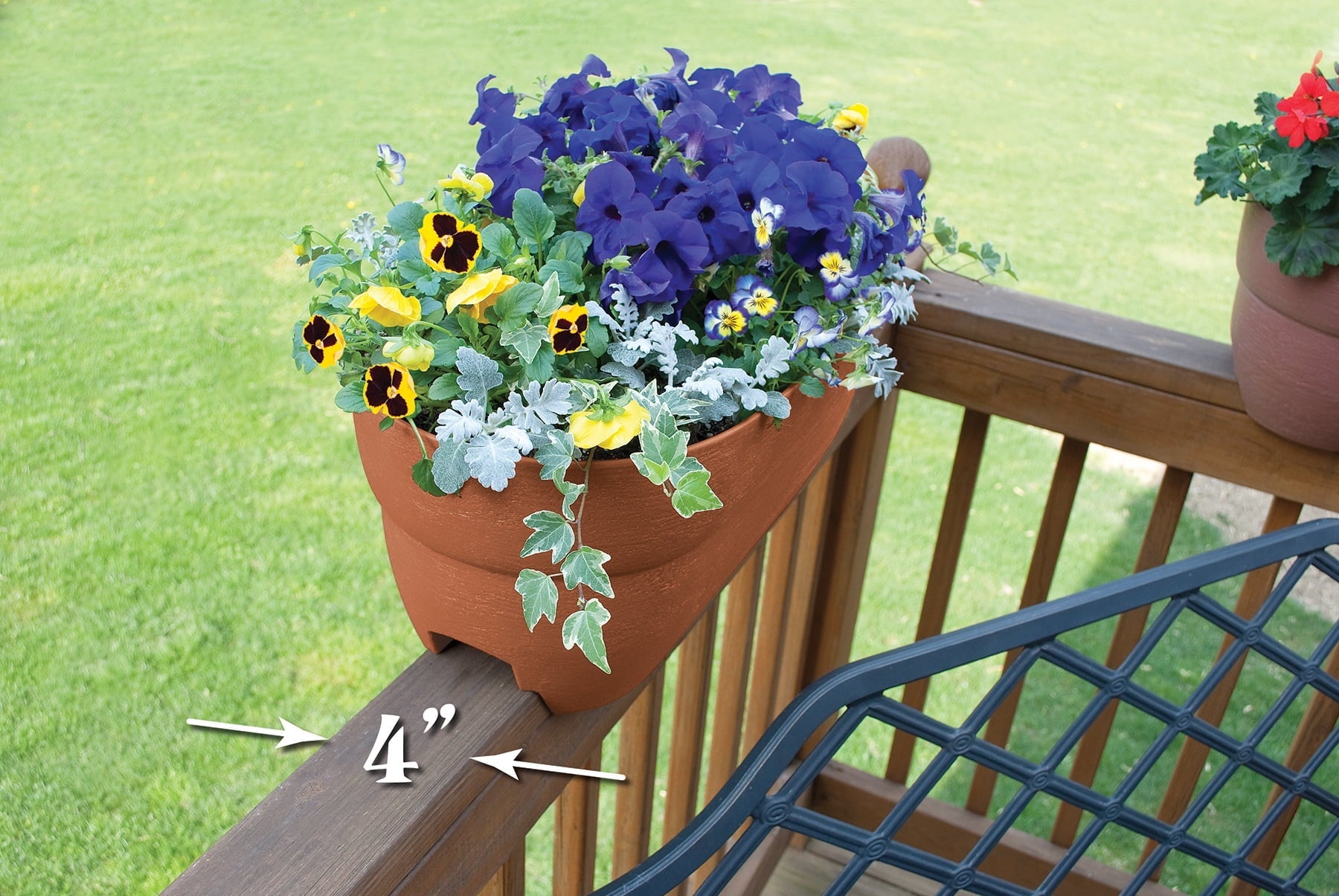 Bloomers Railing Planter with Drainage Holes – 24