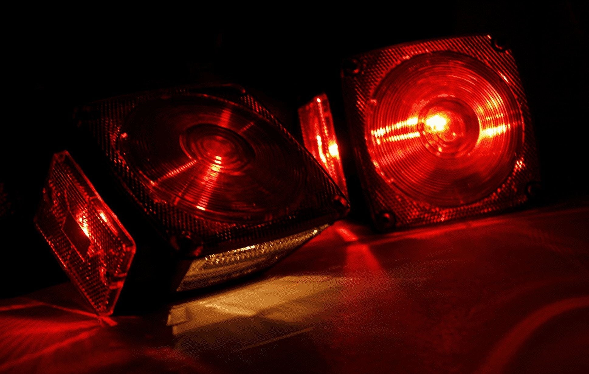 MaxxHaul 70094 12V Trailer Light Kit (Under 80