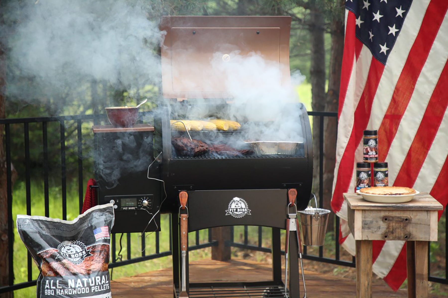 Pit Boss 700 Classic Wood Fired Pellet Grill with Flamebroiler