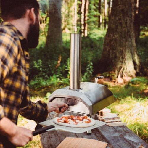 Ooni Karu 12 Multi-Fuel Pizza Oven.