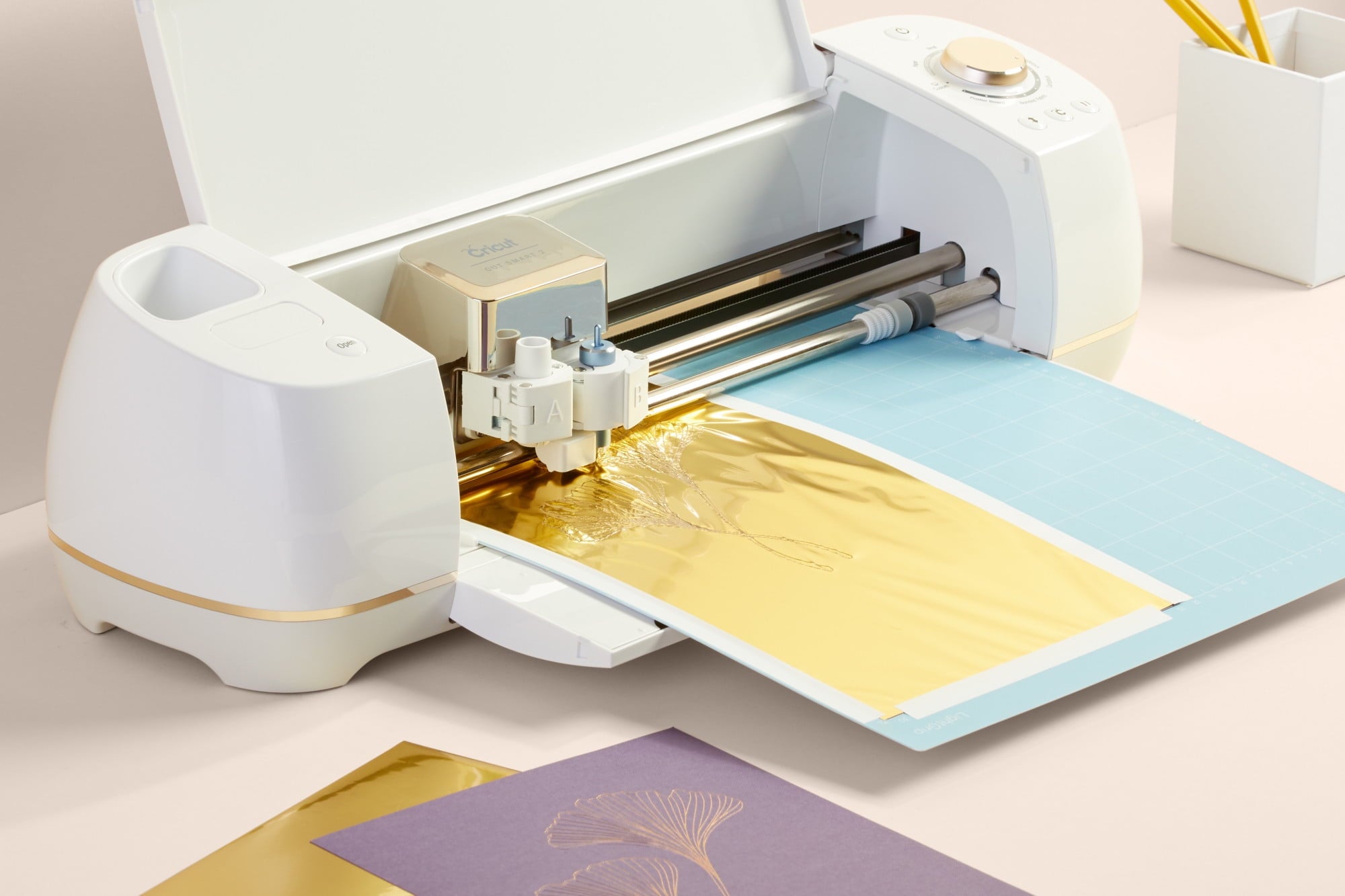 Cricut Explore Air® 2, Daybreak +$30 Digital Content