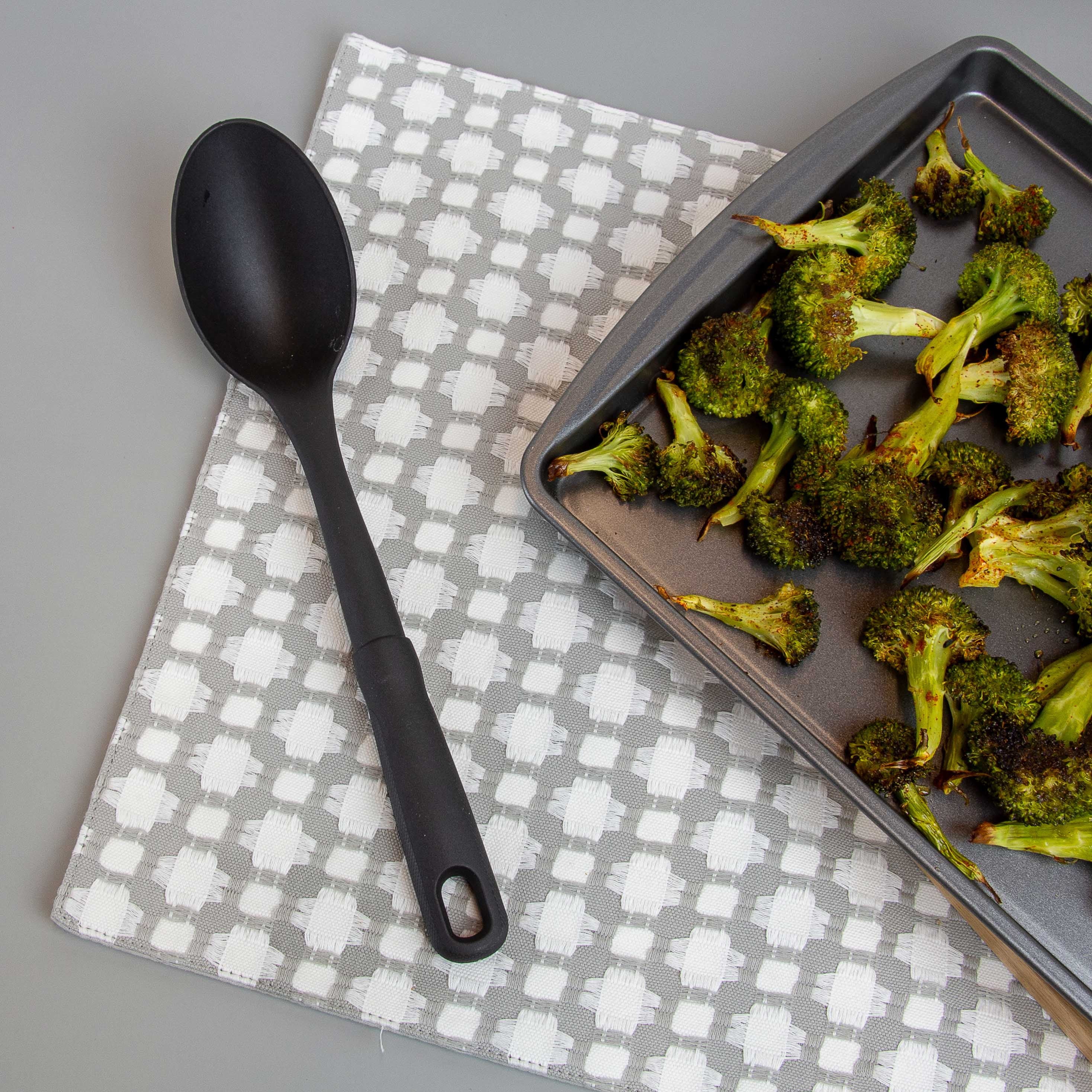 Mainstays 3-Piece Kitchen Utensil Set, Slotted Spatula, Slotted Spoon and Solid Spoon, Black, Nylon