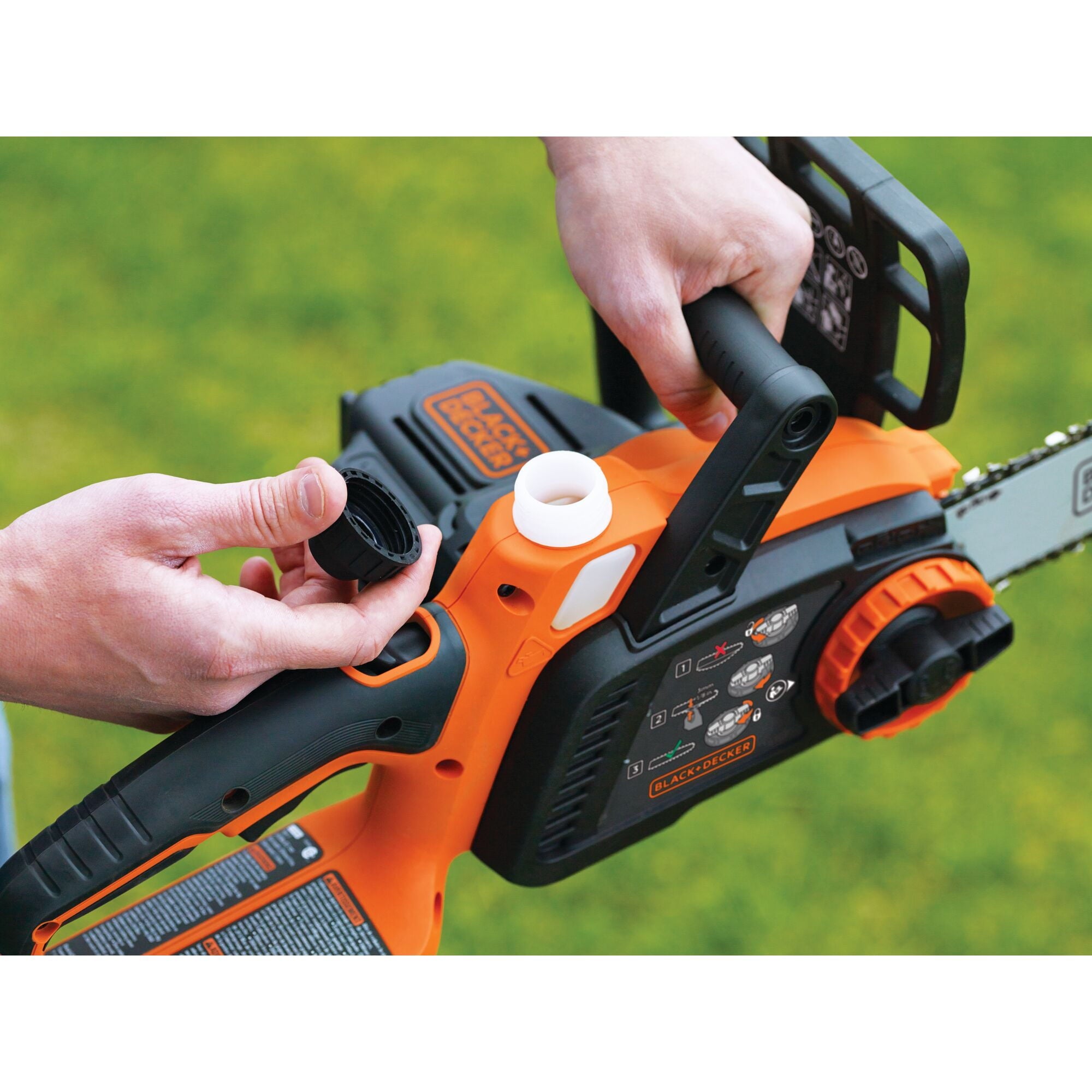 BLACK+DECKER LCS1020 20V MAX Lithium 10 in. Chainsaw