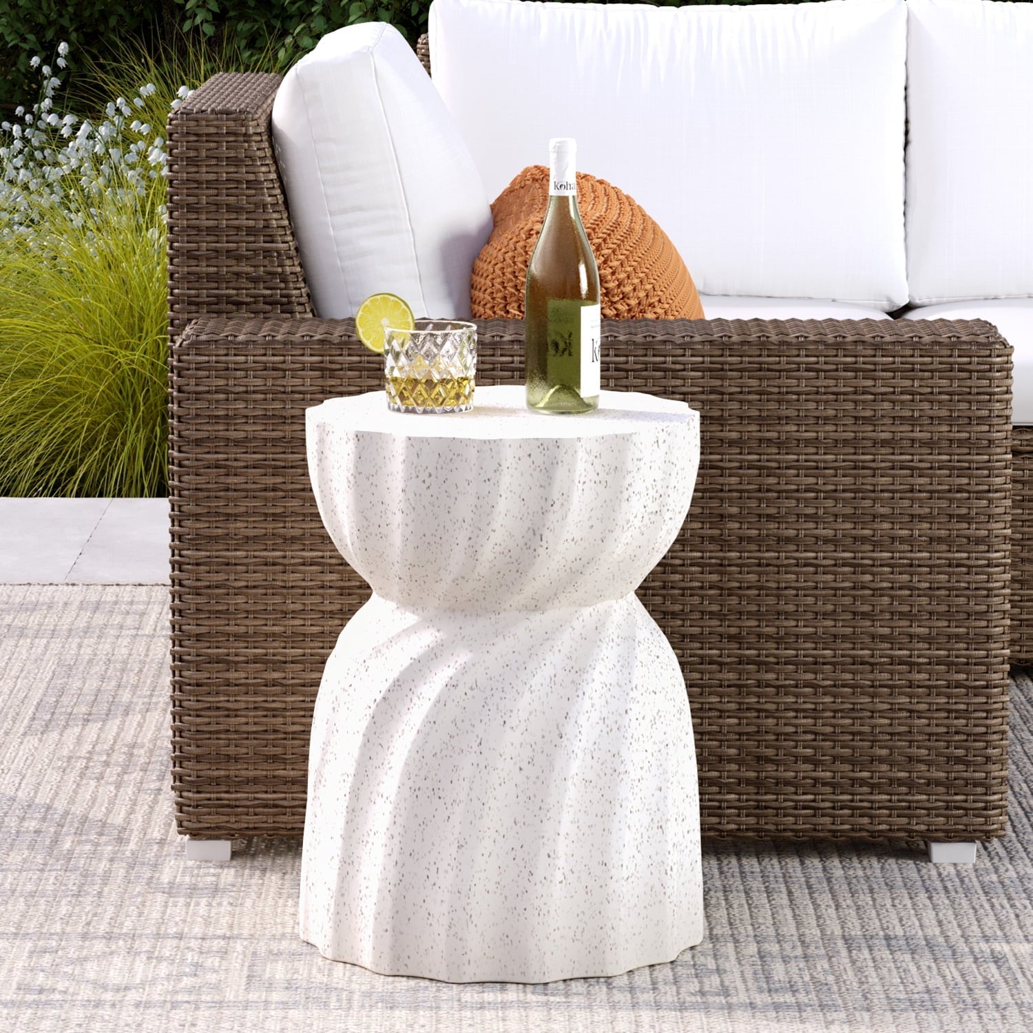 COSIEST Outdoor Contemporary Graphite-like White 18.7-in Height Lightweight Concrete Accent Side Table