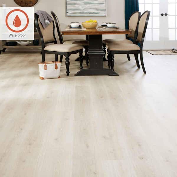 Outlast+ Sunbaked Sand Oak 12 mm T x 7.4 in. W Waterproof Laminate Wood Flooring (549.6 sqft/pallet)