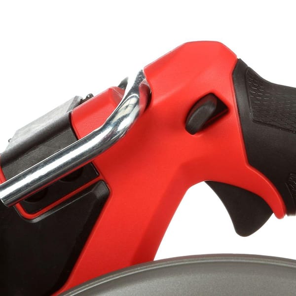 M18 FUEL 18V Lithium-Ion Brushless Cordless 6-1/2 in. Circular Saw W/ M18 5.0 Ah Battery