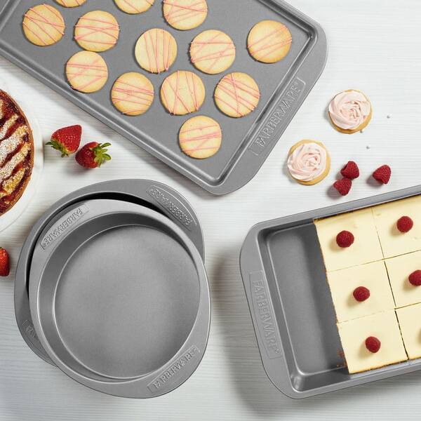Bakeware 2-Piece Nonstick Steel 12-Cup Muffin Pans Set