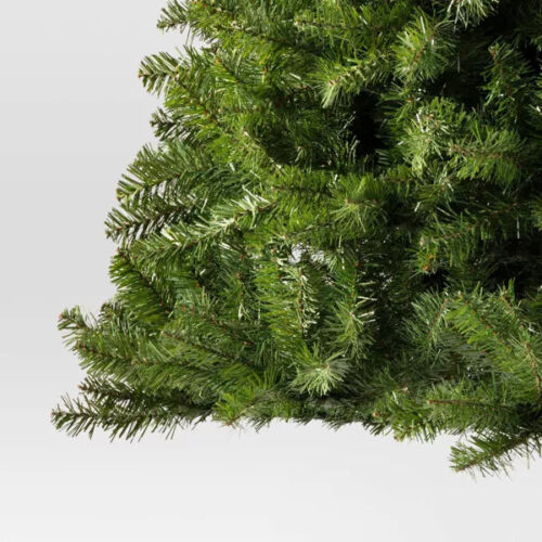 7.5' Unlit Alberta Spruce Artificial Christmas Tree