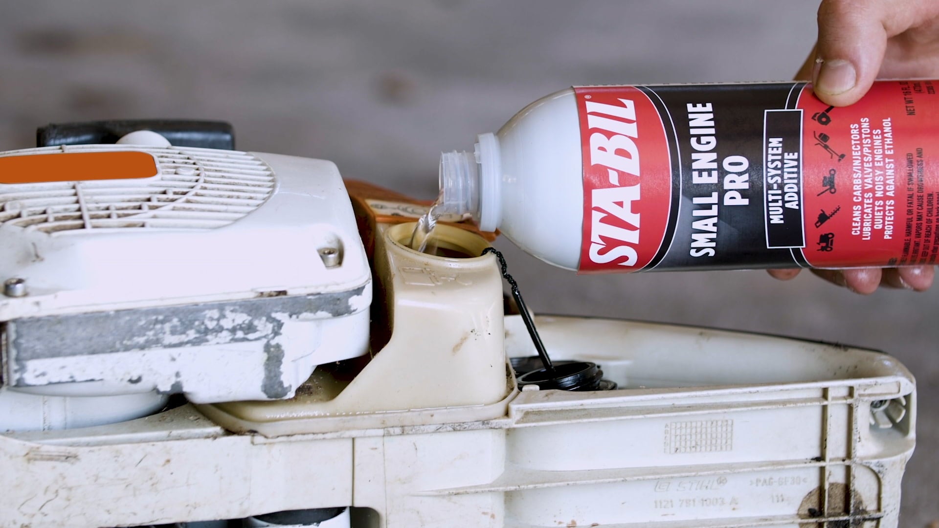 Sta-Bil Small Engine Pro Multi-System Additive, 16 fl. oz. (22305)