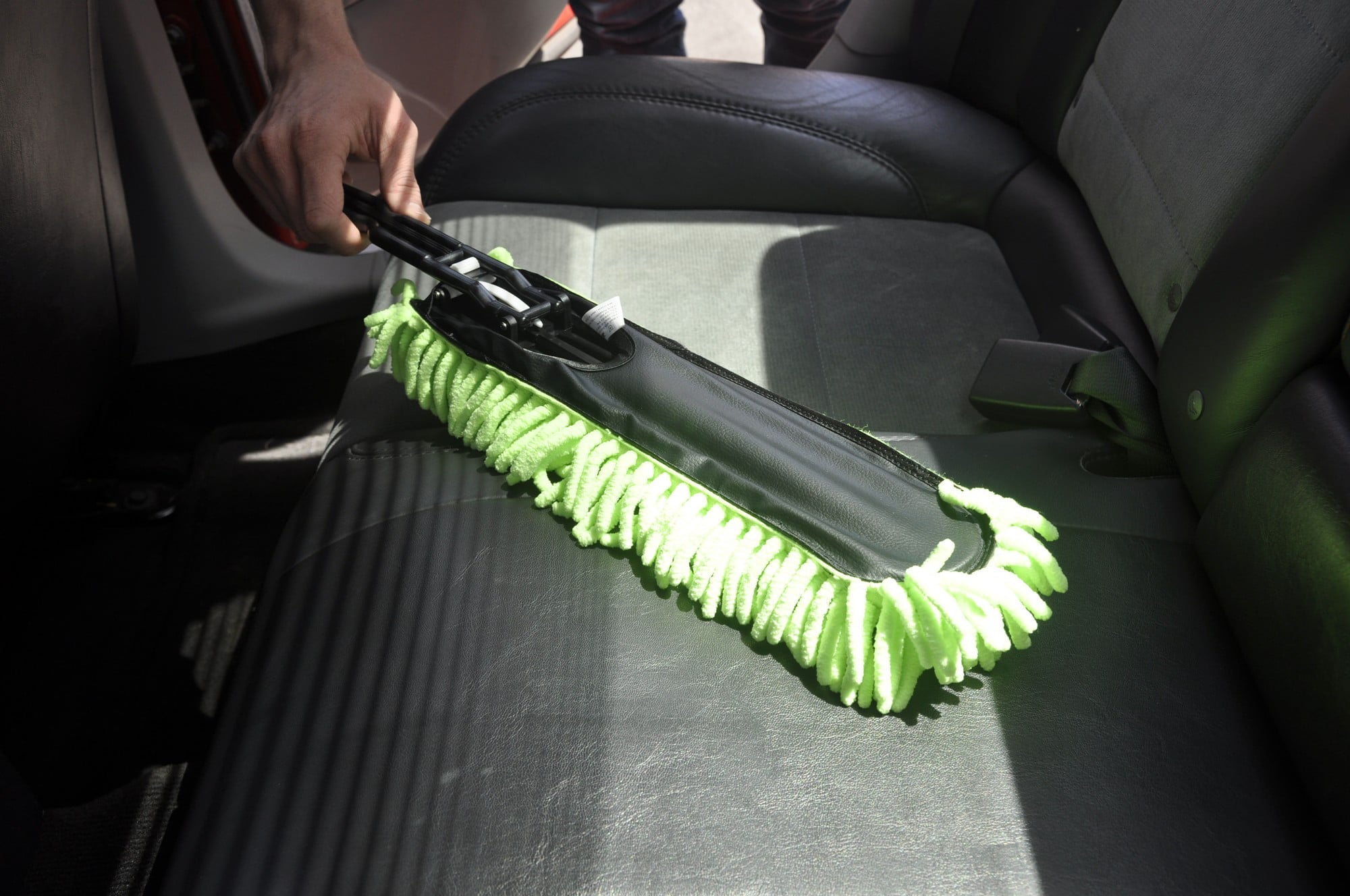 Detailer's Preference Microfiber Knobby Car Duster Set (2-Pieces)