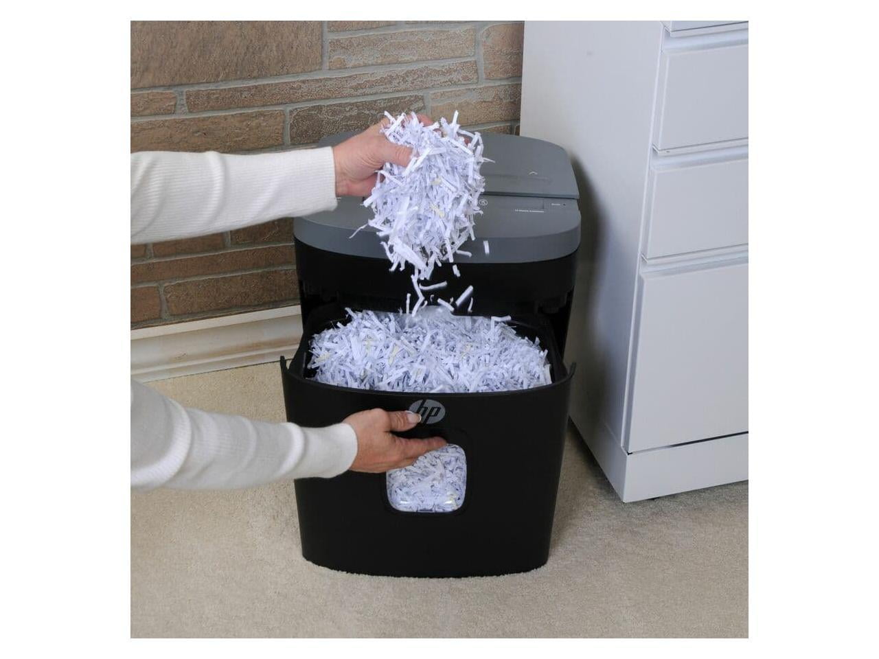 Royal CC16 Paper Shredder - Cross Cut - 16 Per Pass - for shredding Paper, Staples, Credit Card, Envelope - 8.75