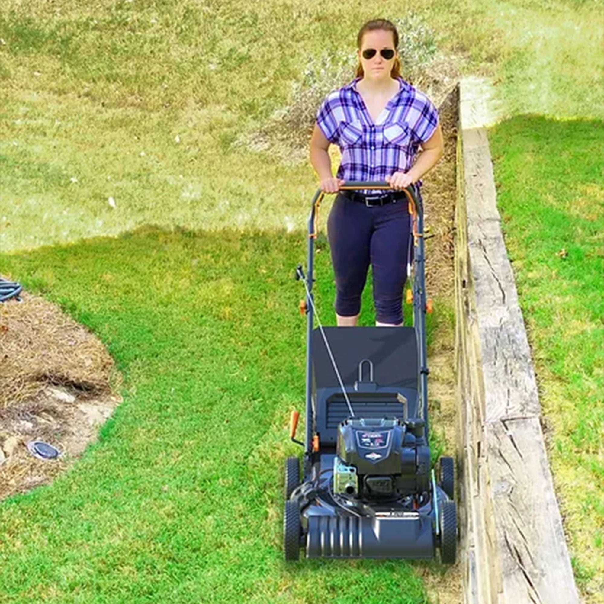 Yard Force Self Propelled FWD 3-n-1 Gas Push Lawn Mower with 22