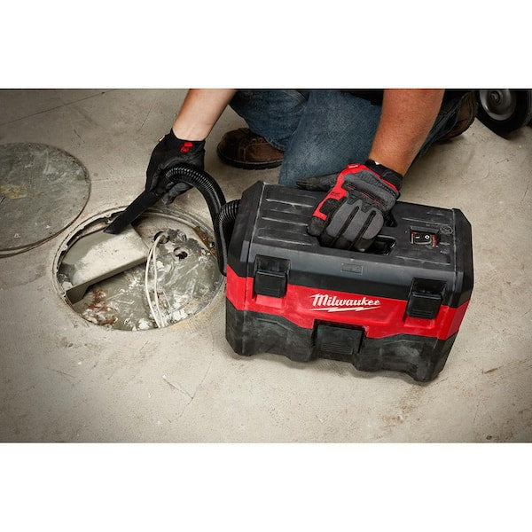 M18 18V Lithium-Ion Cordless Combo Tool Kit (6-Tool) w/ Wet/Dry Vacuum and Additional 5.0Ah Battery