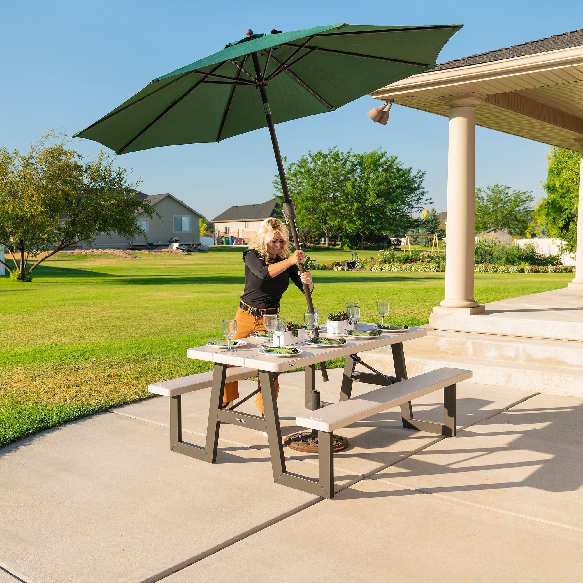 Lifetime 6-Foot W-Frame Desert Sand - HDPE Folding Picnic Table (60364)