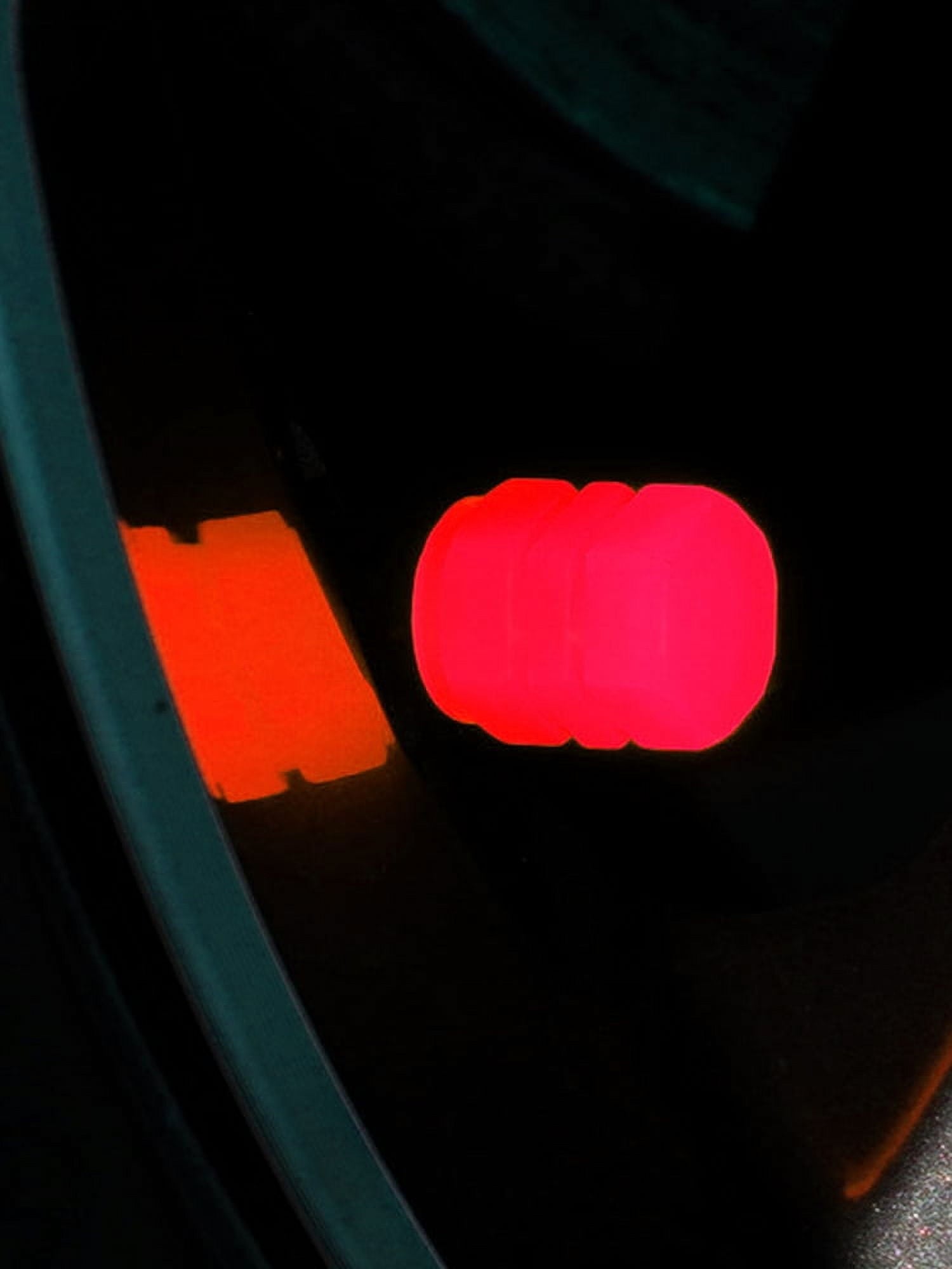 Glowing Tire Valve Stem Caps - Universal Tyre Valve Stem Caps with Light in Dark, Leakproof Seal (12pcs)